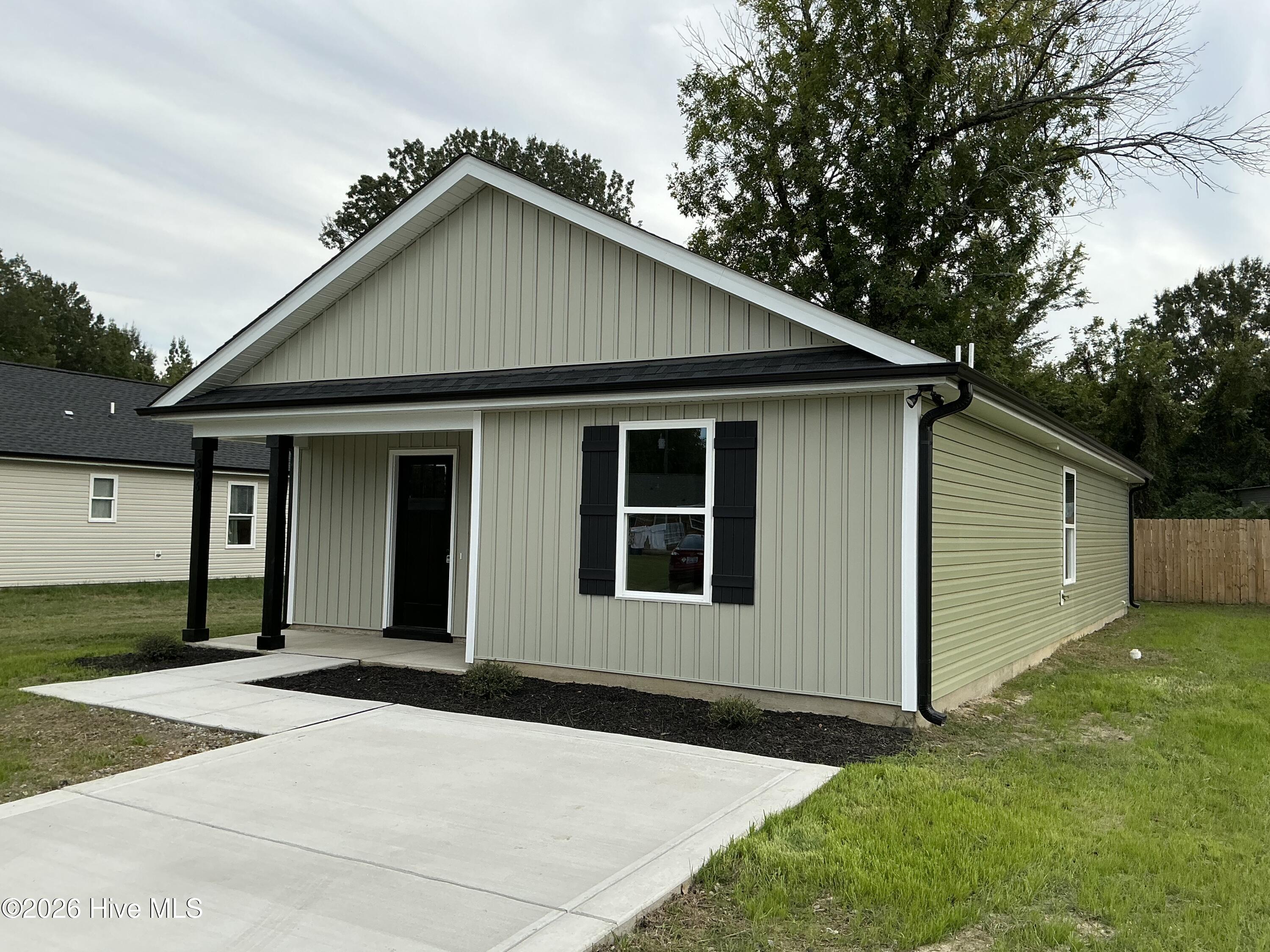 506 Crump Street Property Photo 1