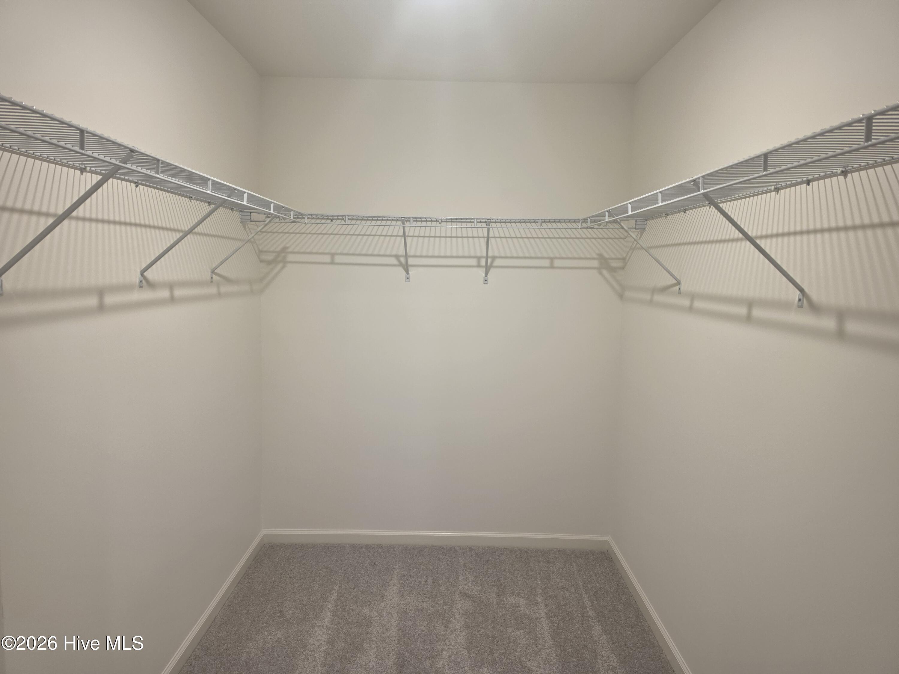 675 Essex Road Property Photo 7