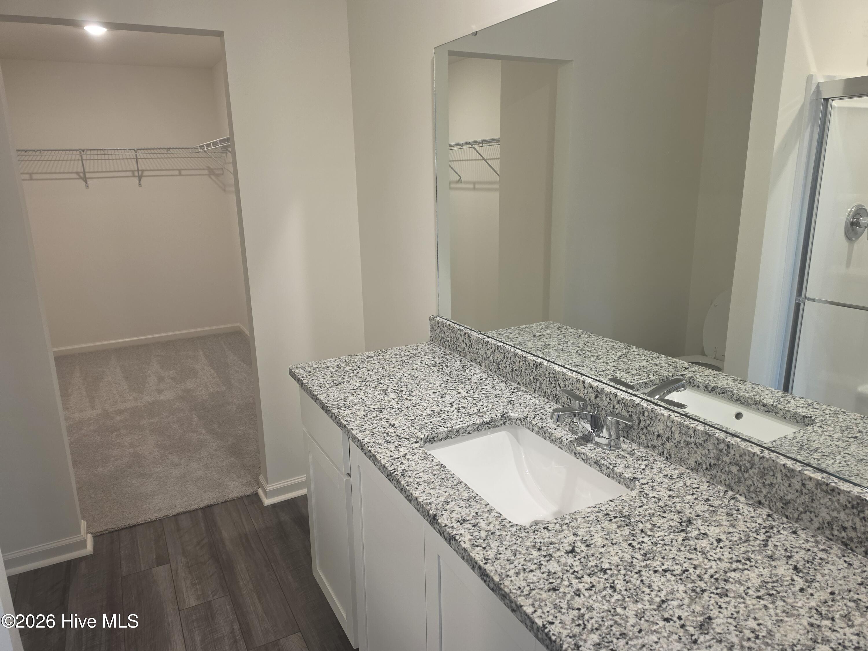 675 Essex Road Property Photo 8