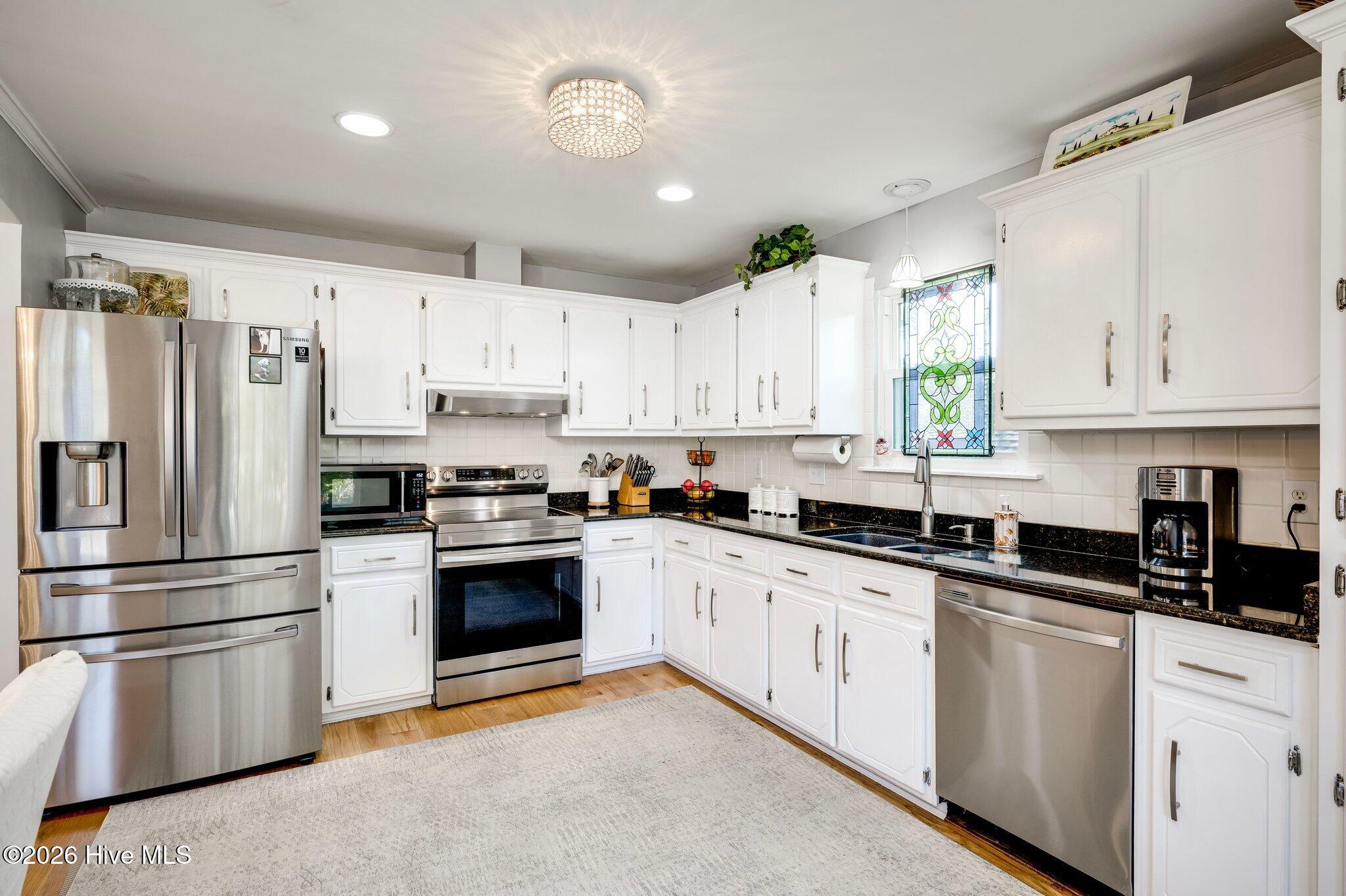 16 Woodhill Place Property Photo 13