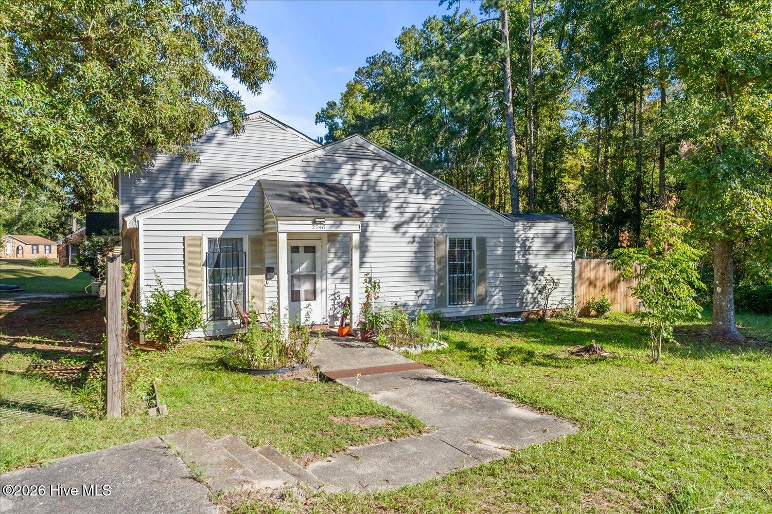 2246 Winston Way Property Photo 2
