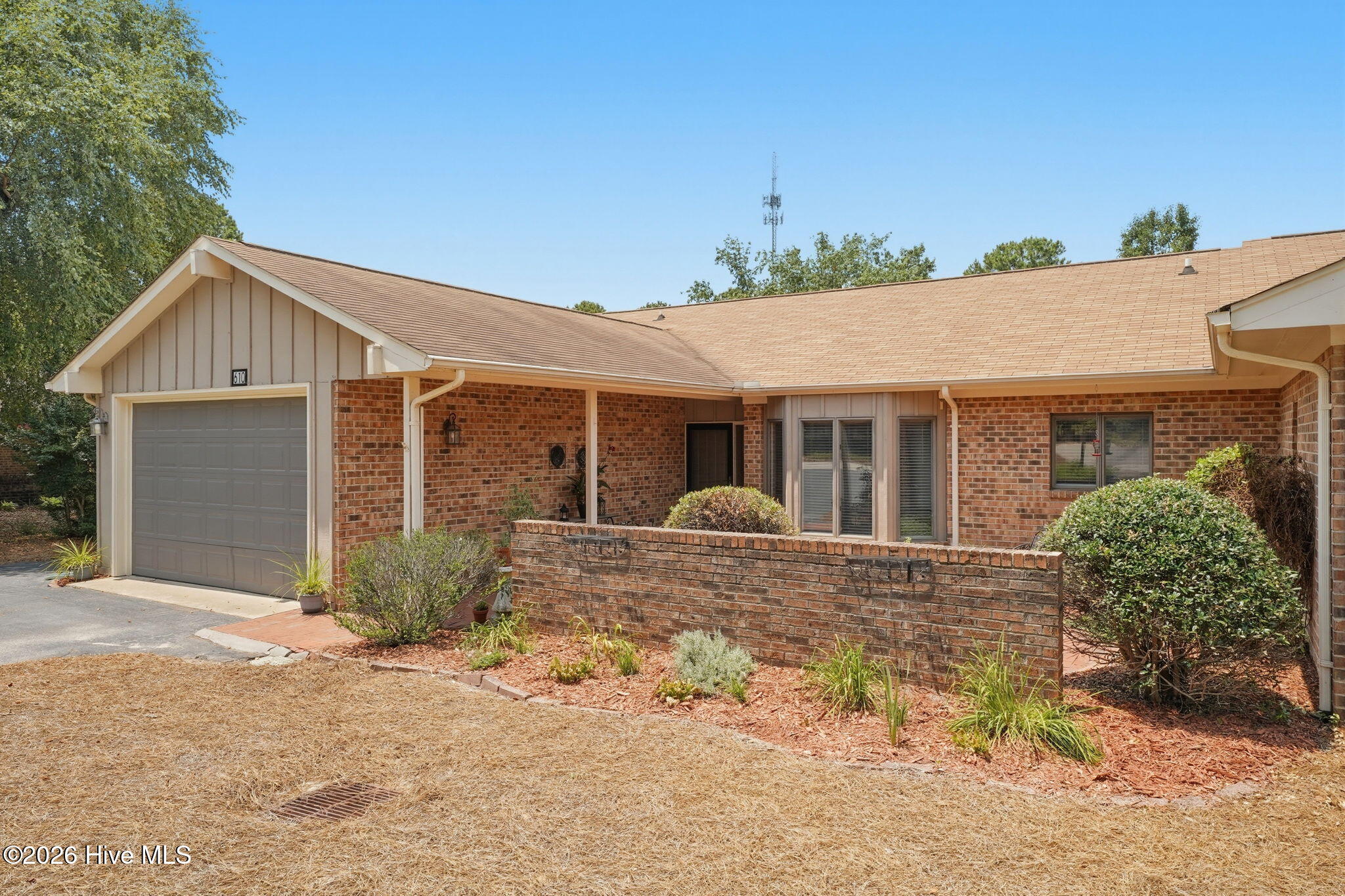610 Redwood Drive Property Photo 1