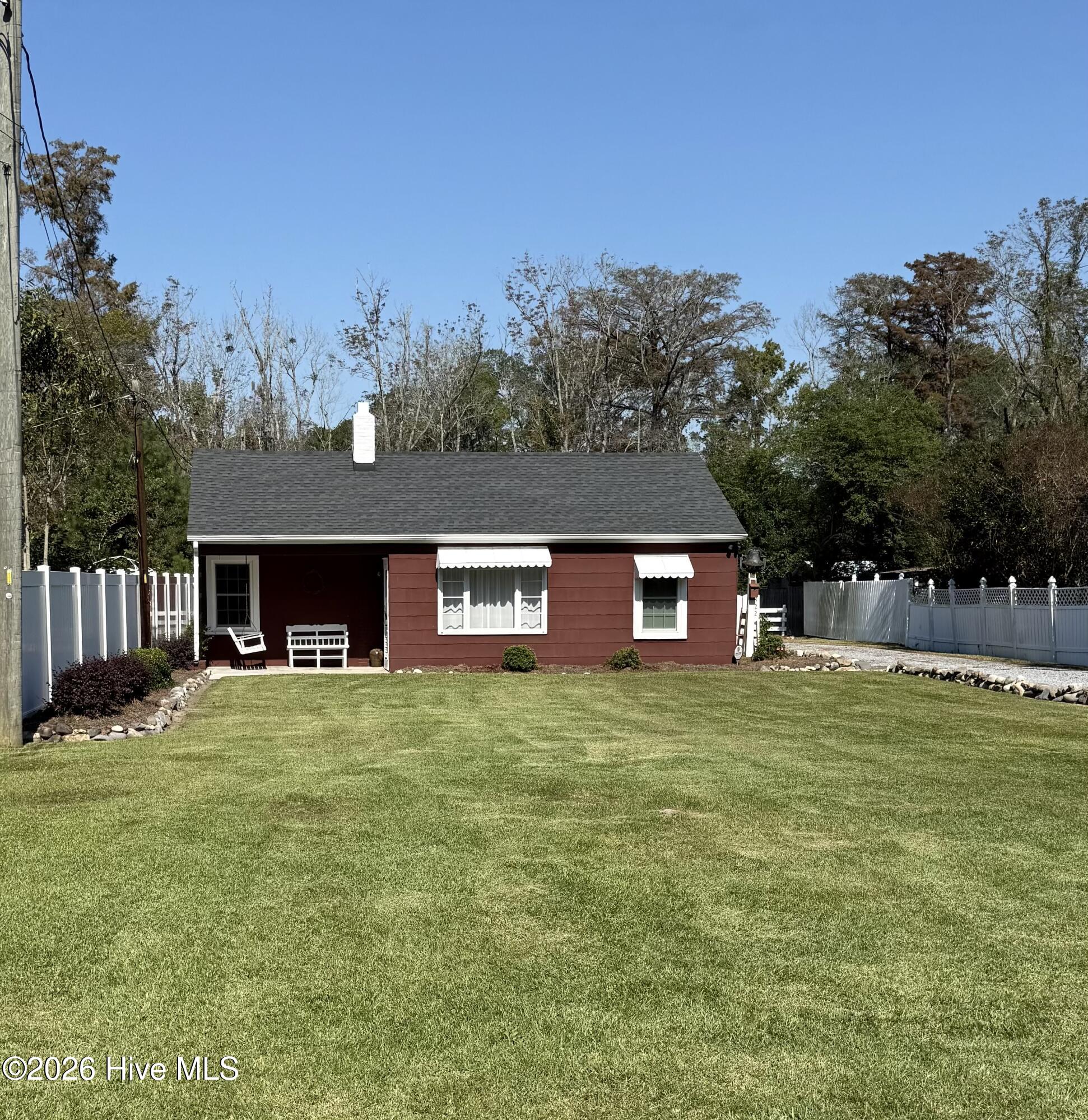 322 River Road Property Photo 1