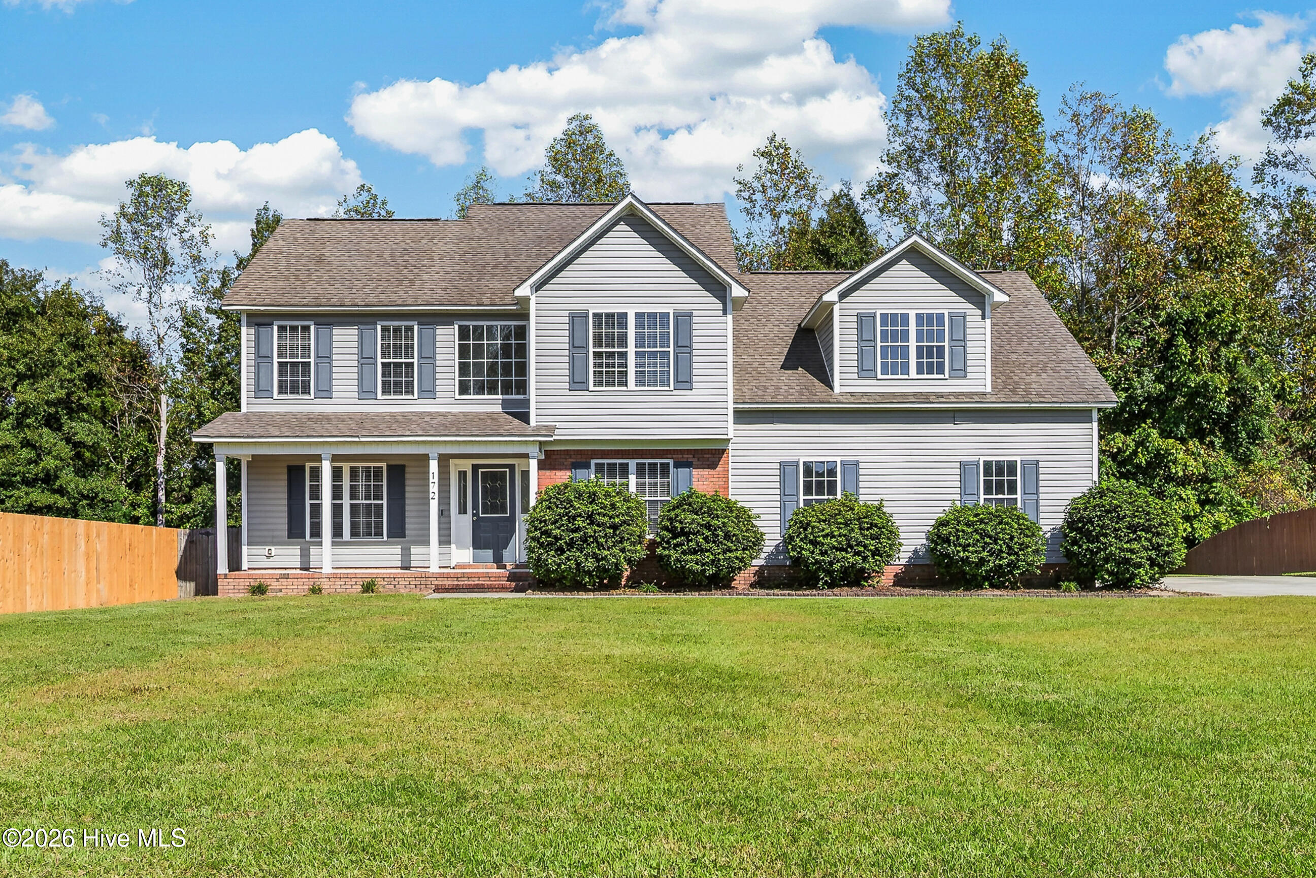 172 E Ridge Court
