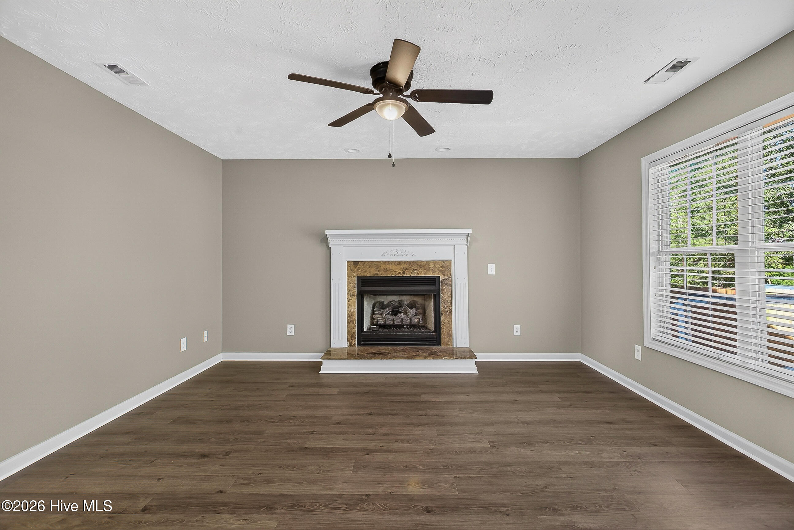 172 E Ridge Court Property Photo 12