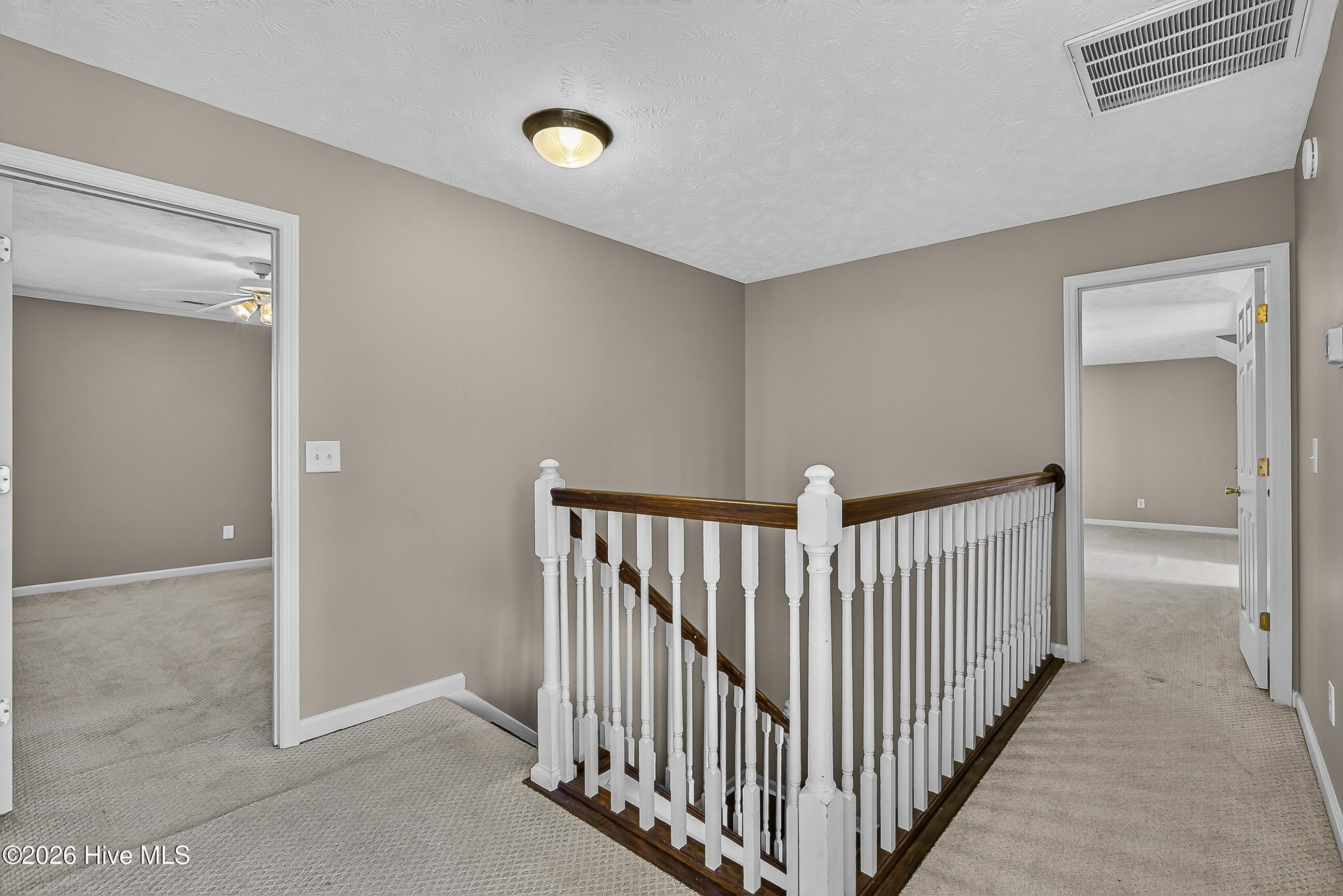 172 E Ridge Court Property Photo 25