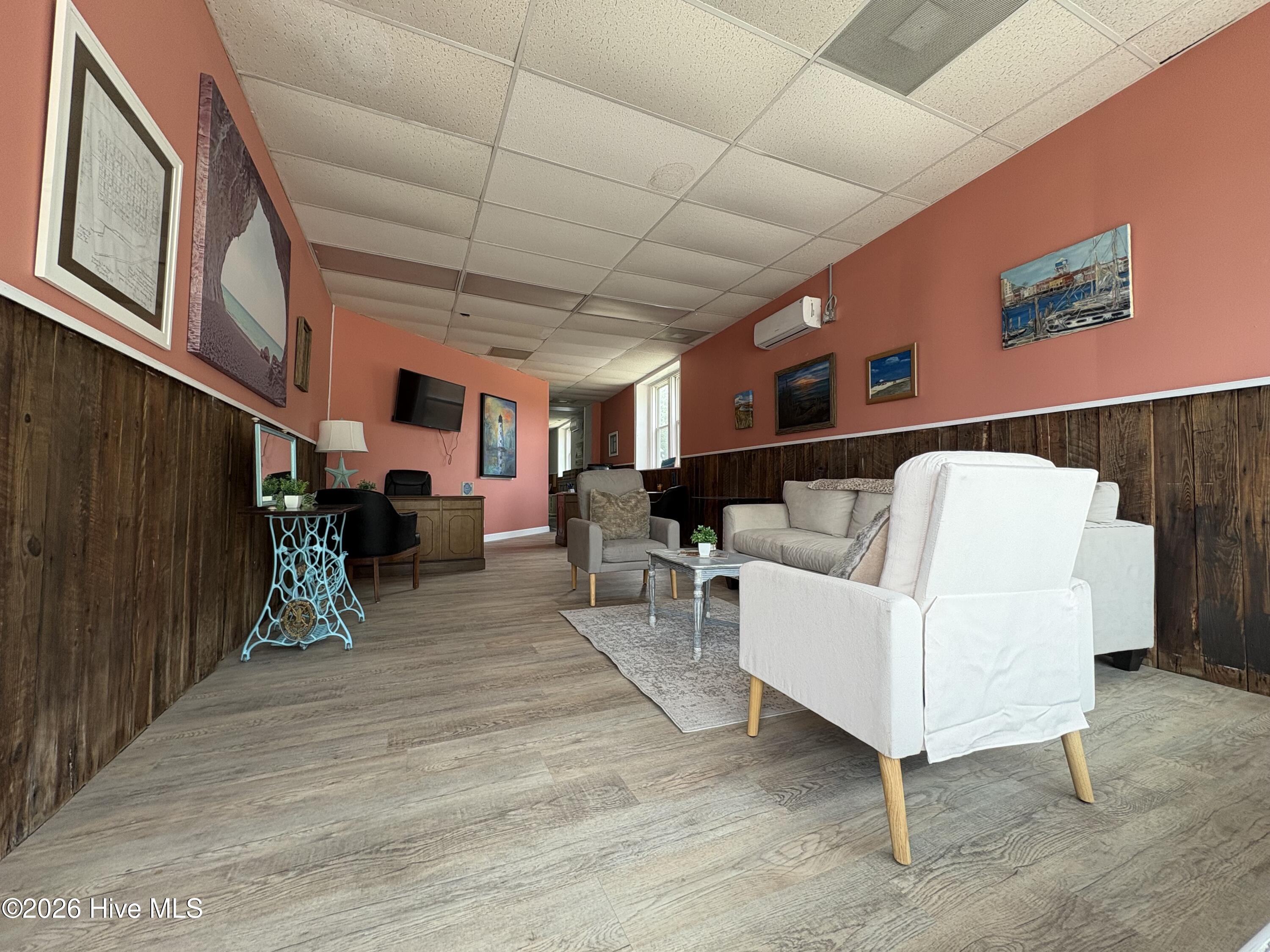 311 S Road Street Property Photo 4