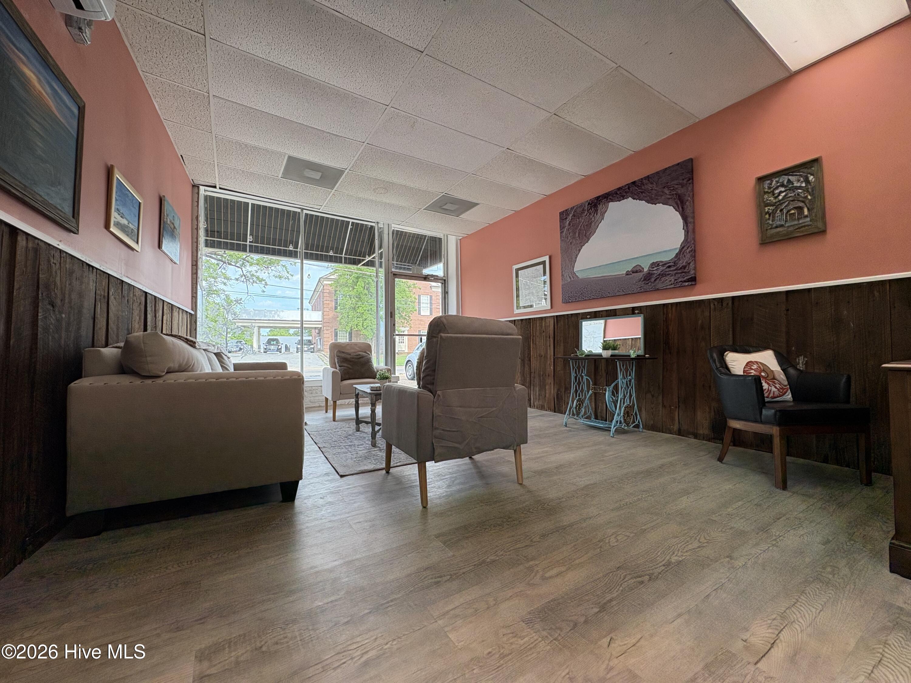 311 S Road Street Property Photo 5