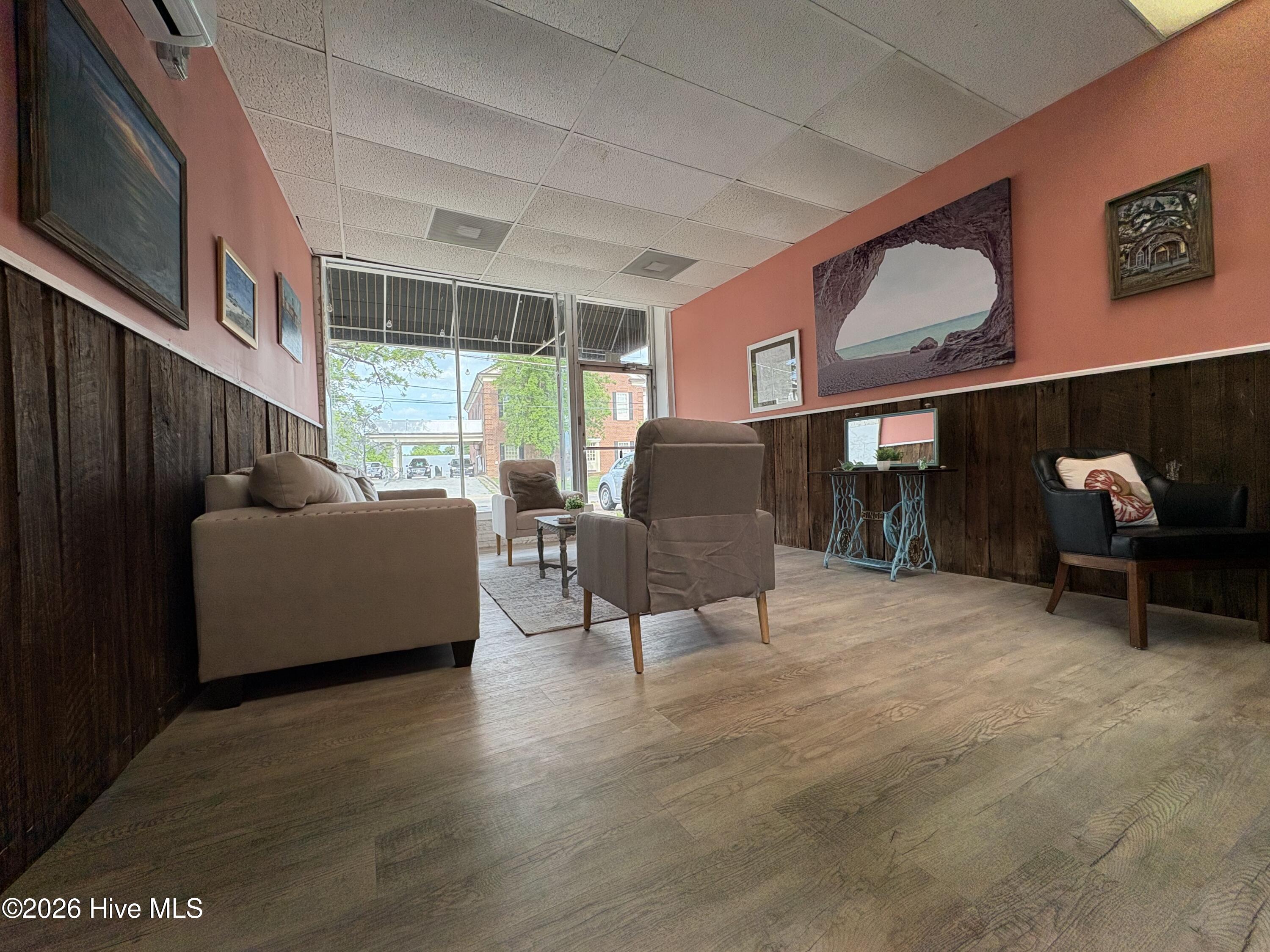 311 S Road Street Property Photo 6