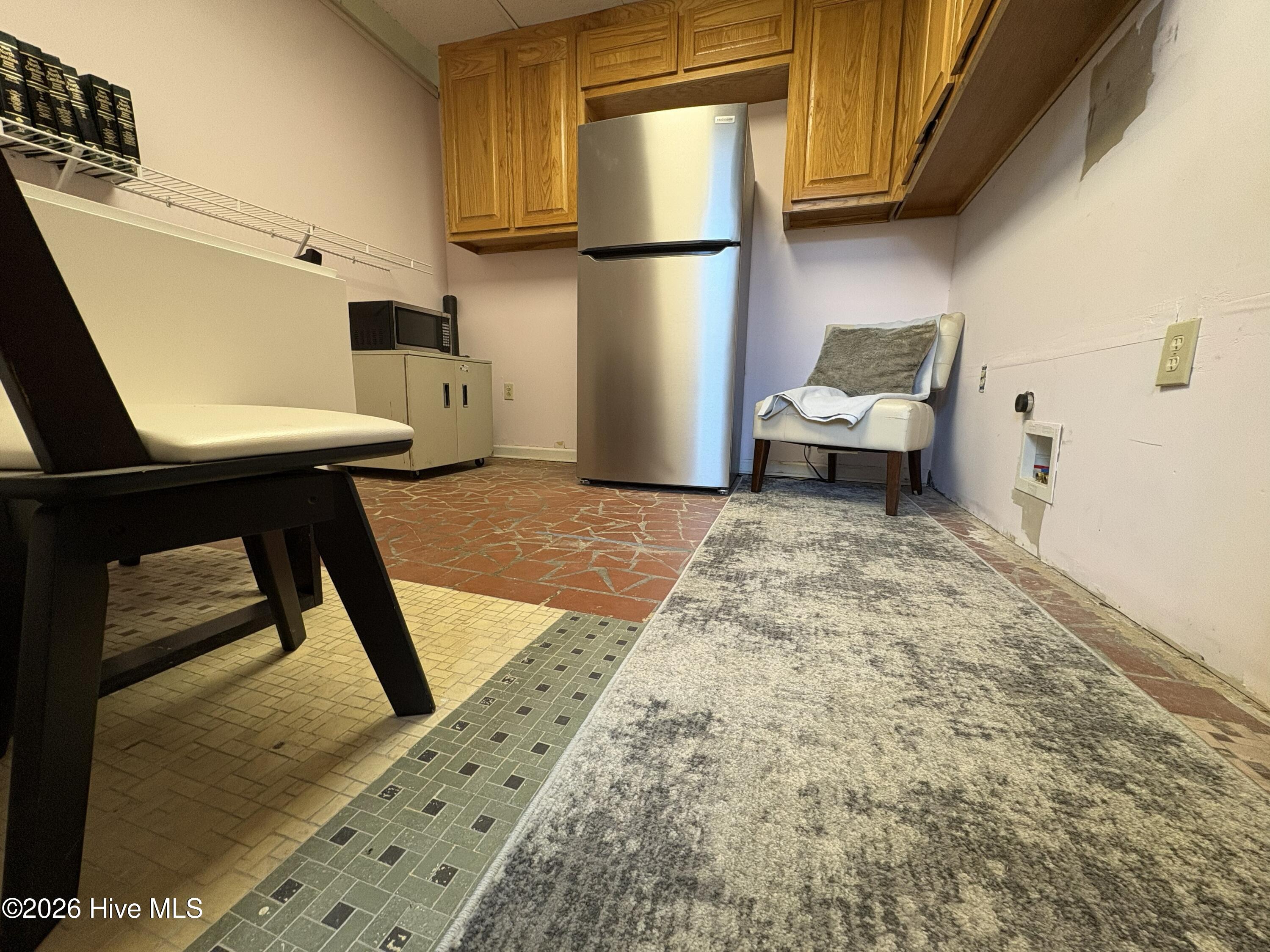 311 S Road Street Property Photo 18