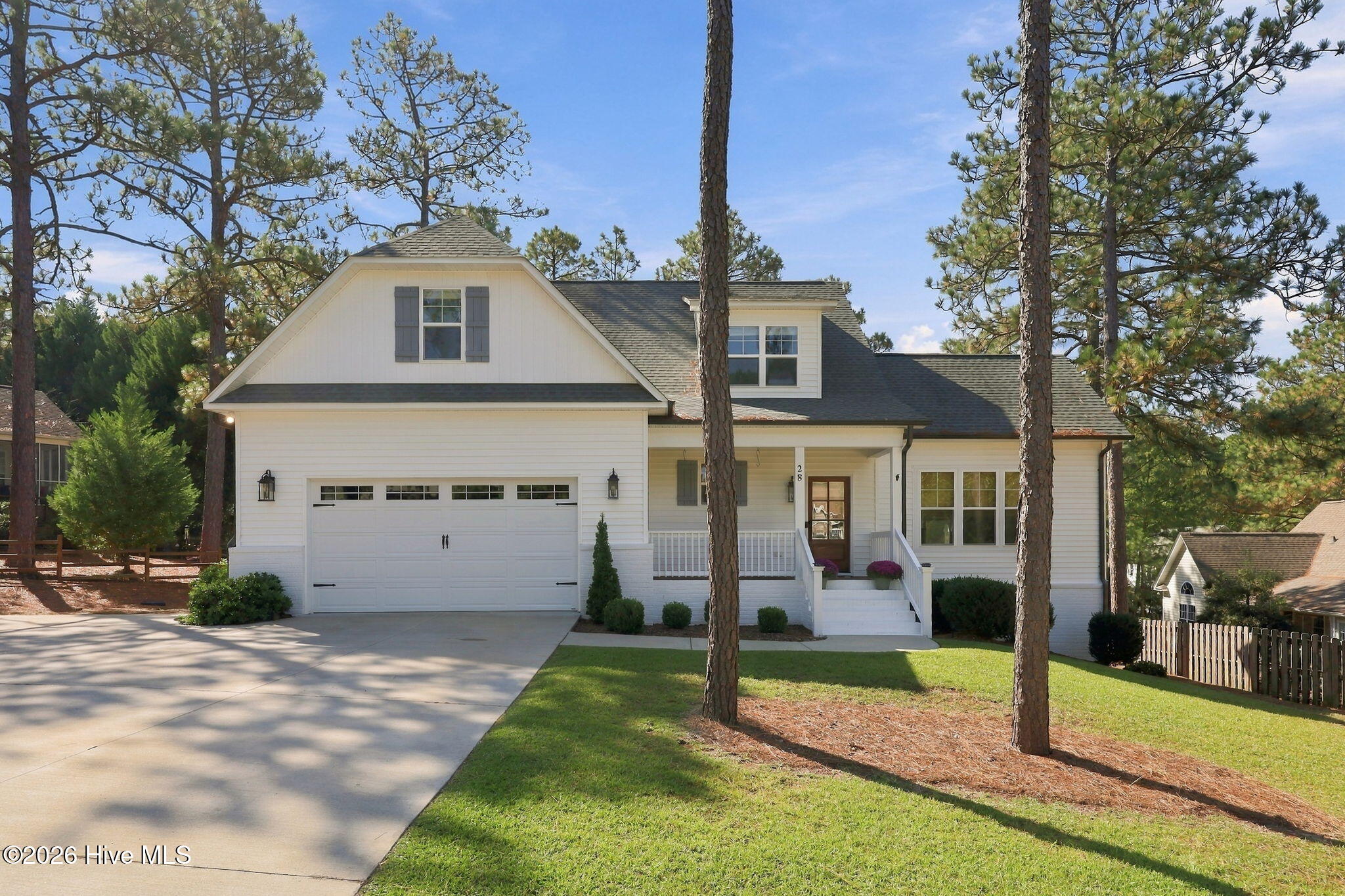 28 Bedford Circle Property Photo 1