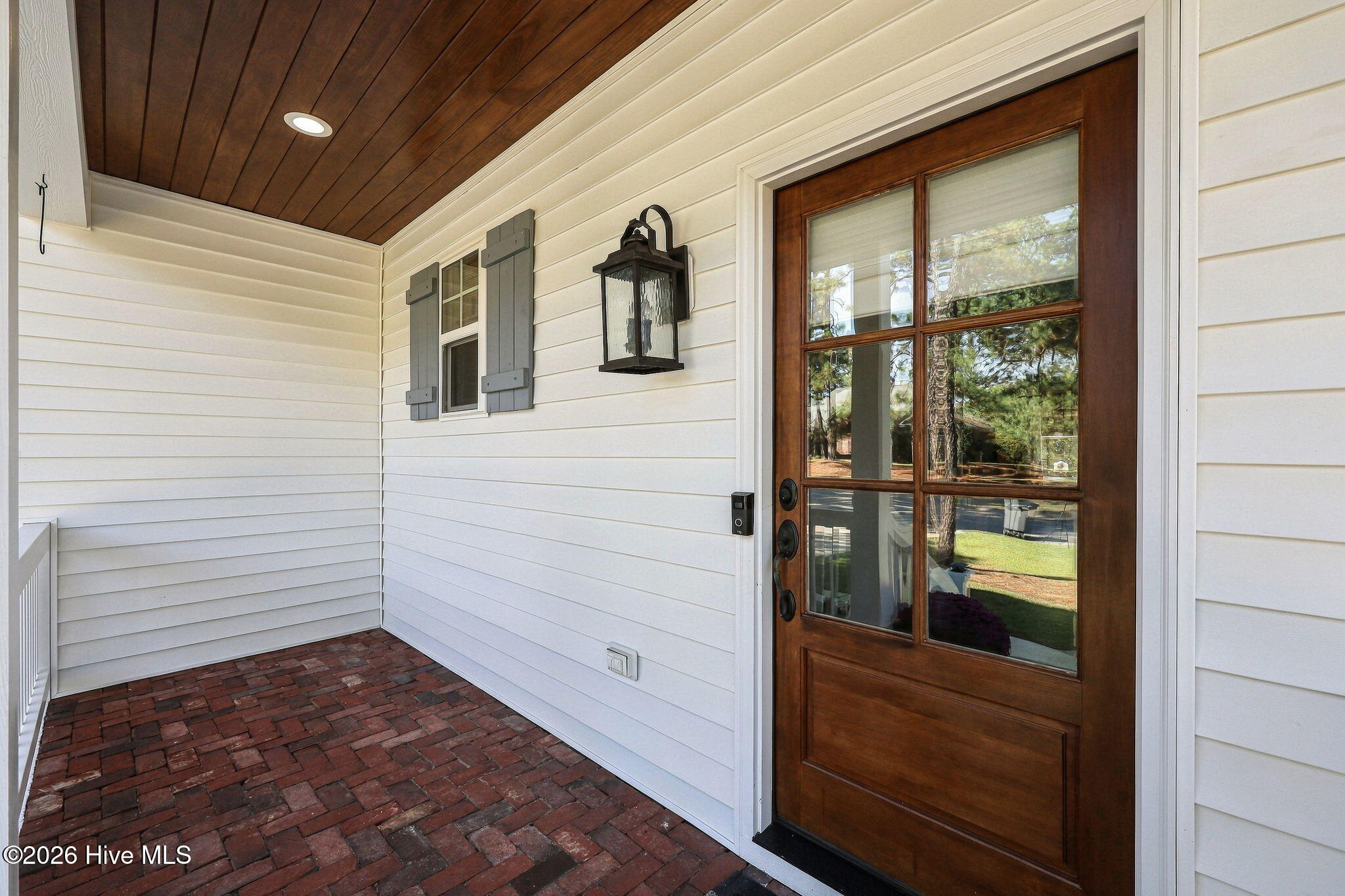 28 Bedford Circle Property Photo 3