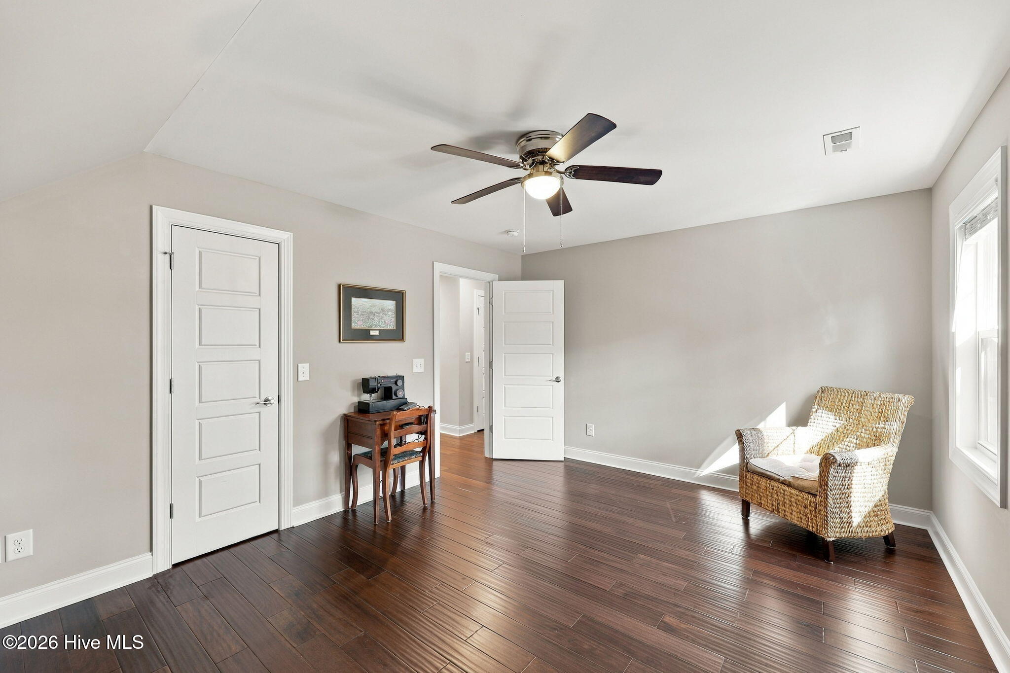 28 Bedford Circle Property Photo 34