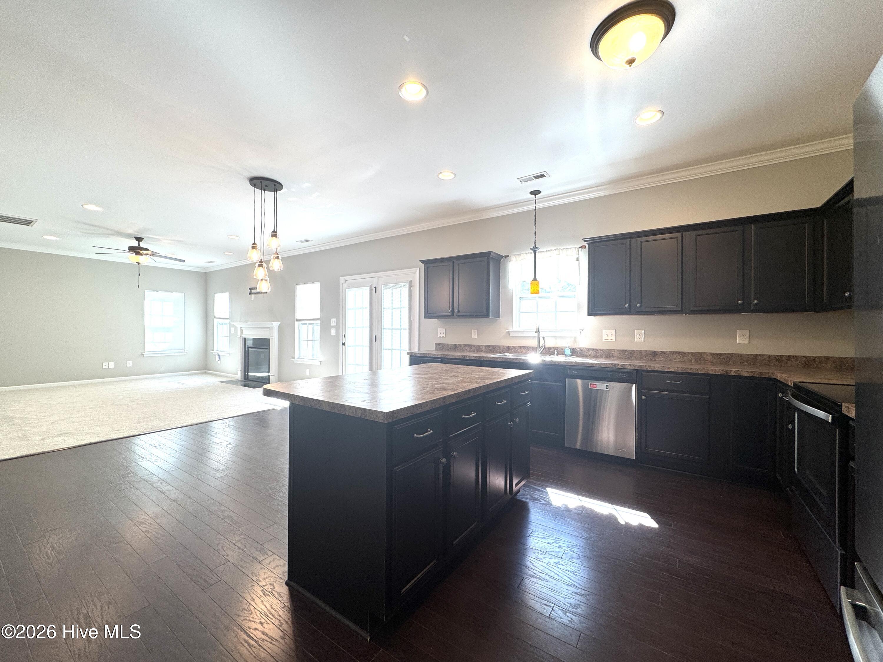 210 Lynden Lane Property Photo 4