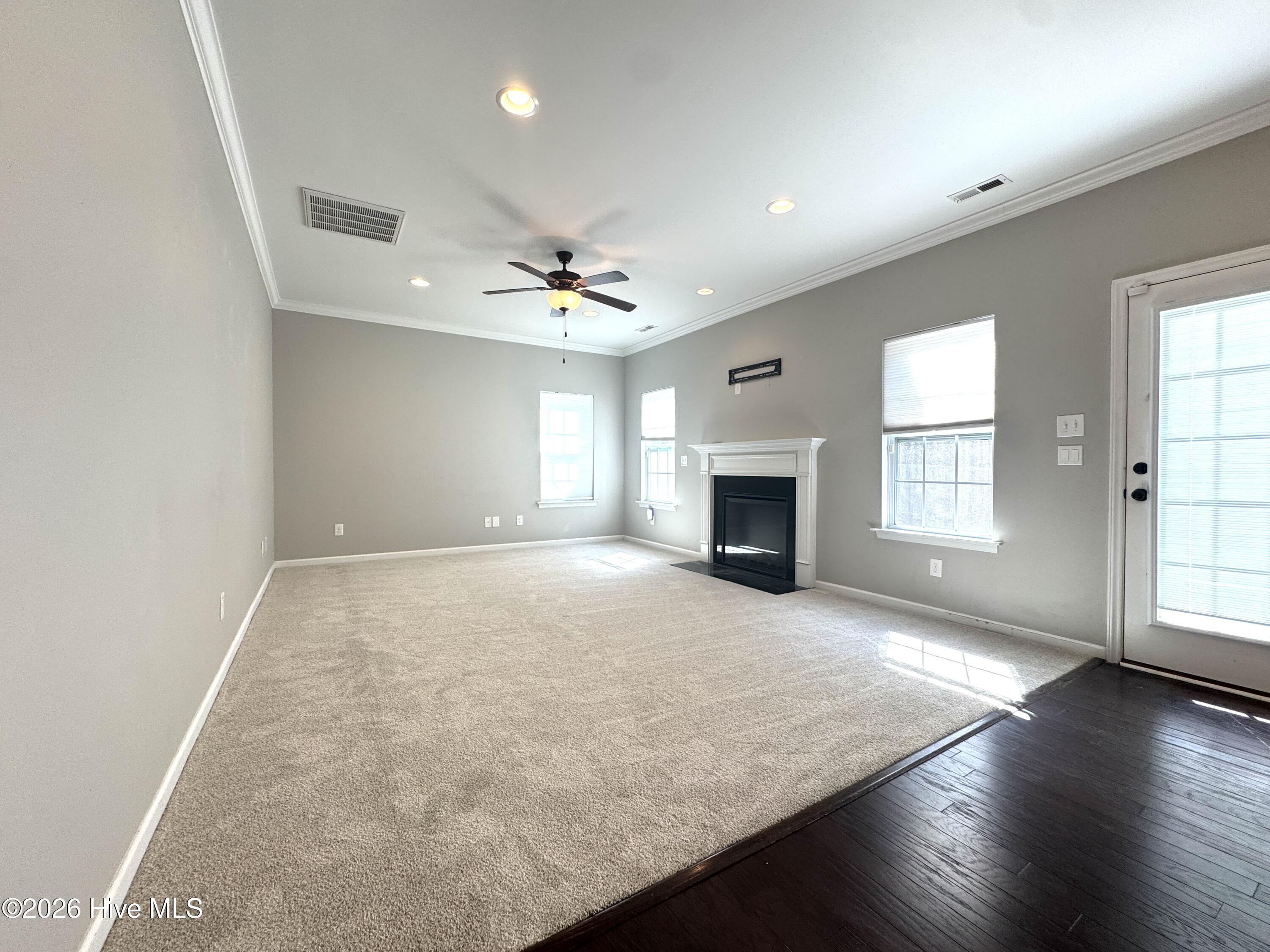 210 Lynden Lane Property Photo 6