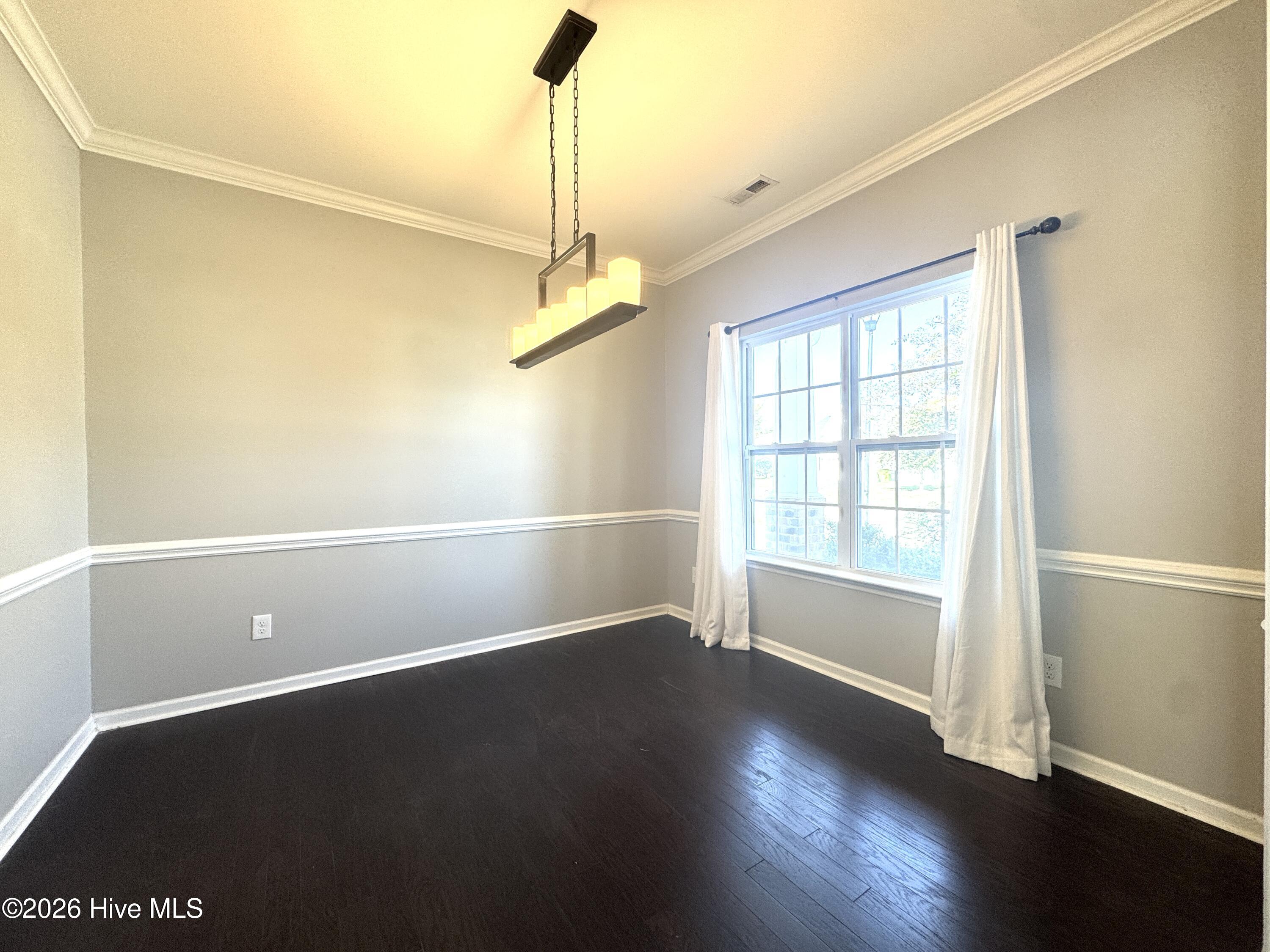 210 Lynden Lane Property Photo 13