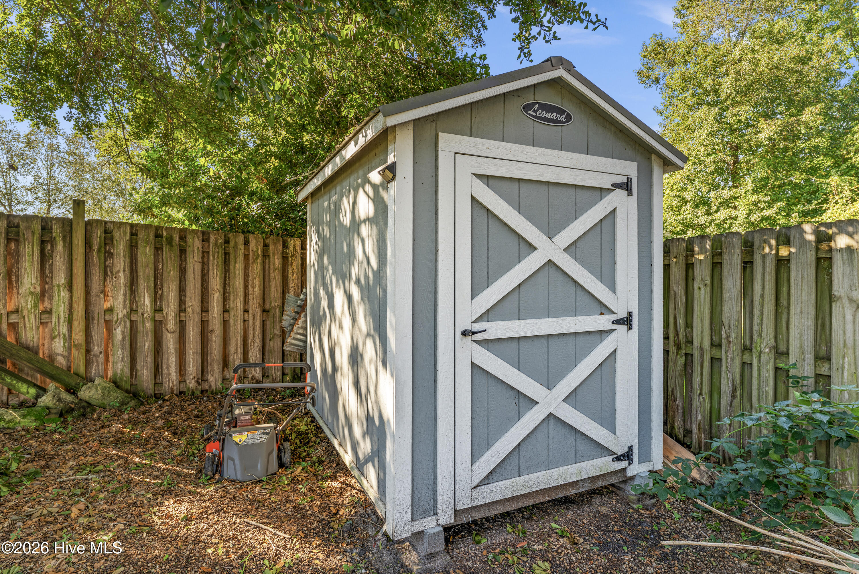1202 Whispering Doe Drive Property Photo 12