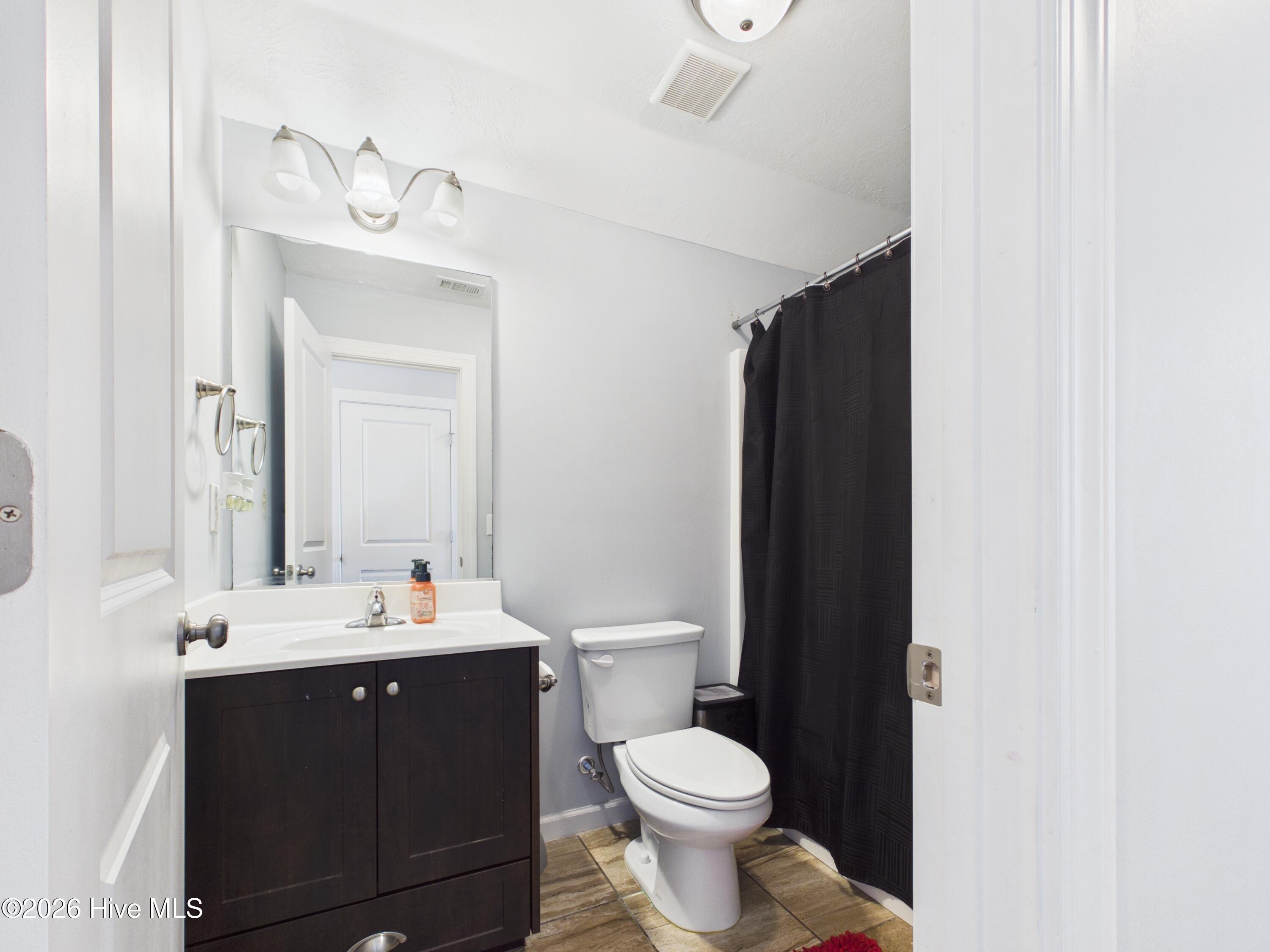 1016 Glenhaven Drive Property Photo 11