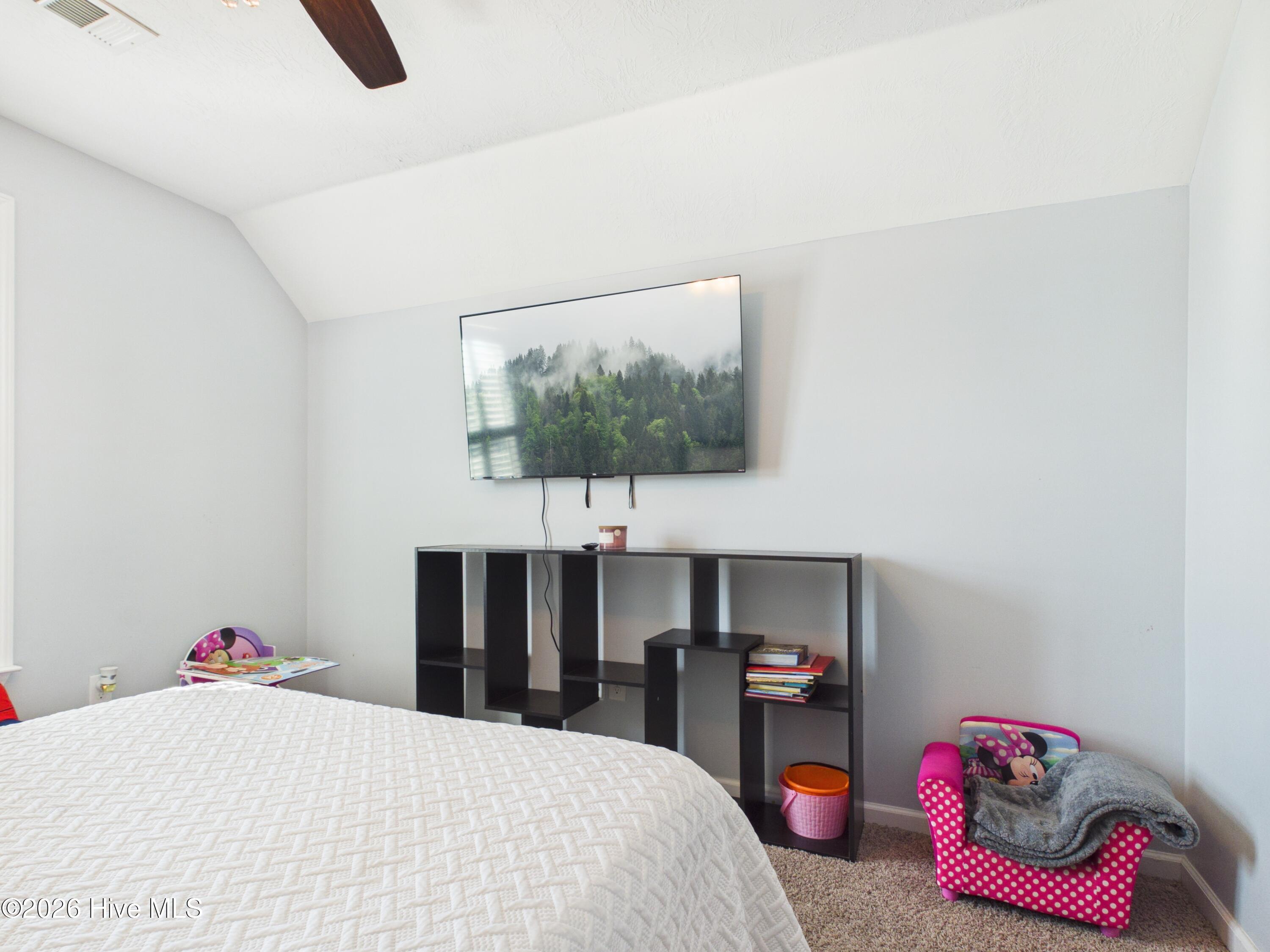 1016 Glenhaven Drive Property Photo 14