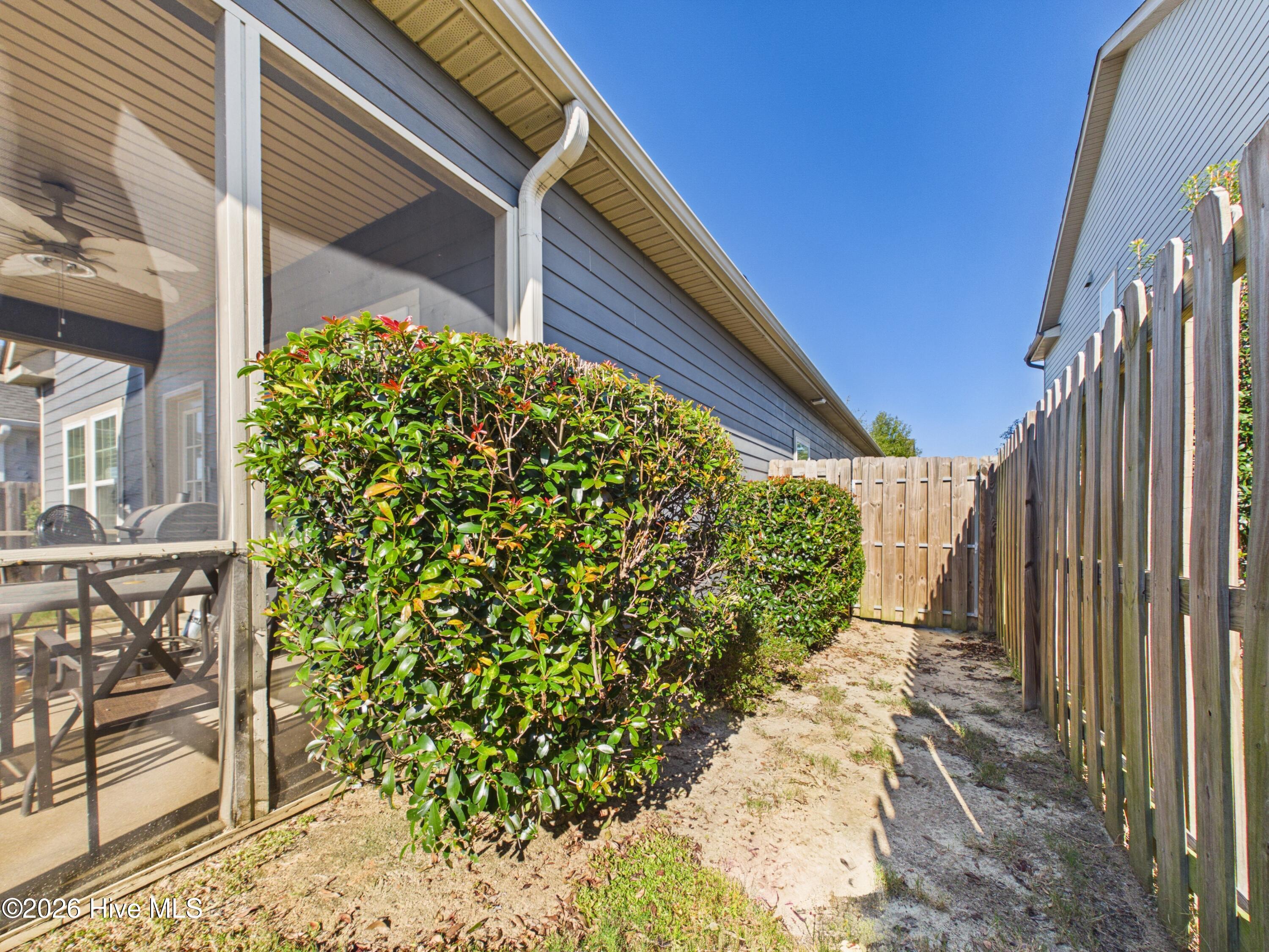 1016 Glenhaven Drive Property Photo 42
