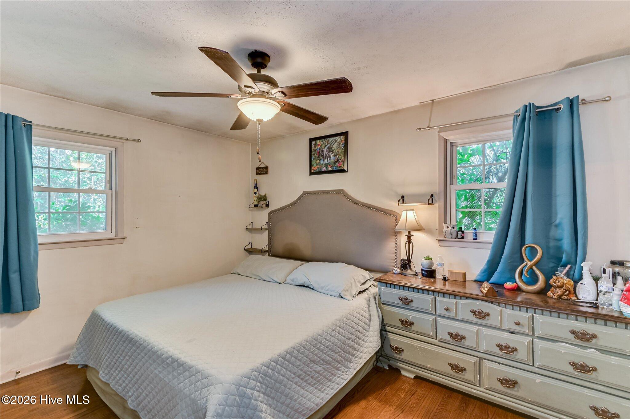 248 Lehigh Avenue Property Photo 4