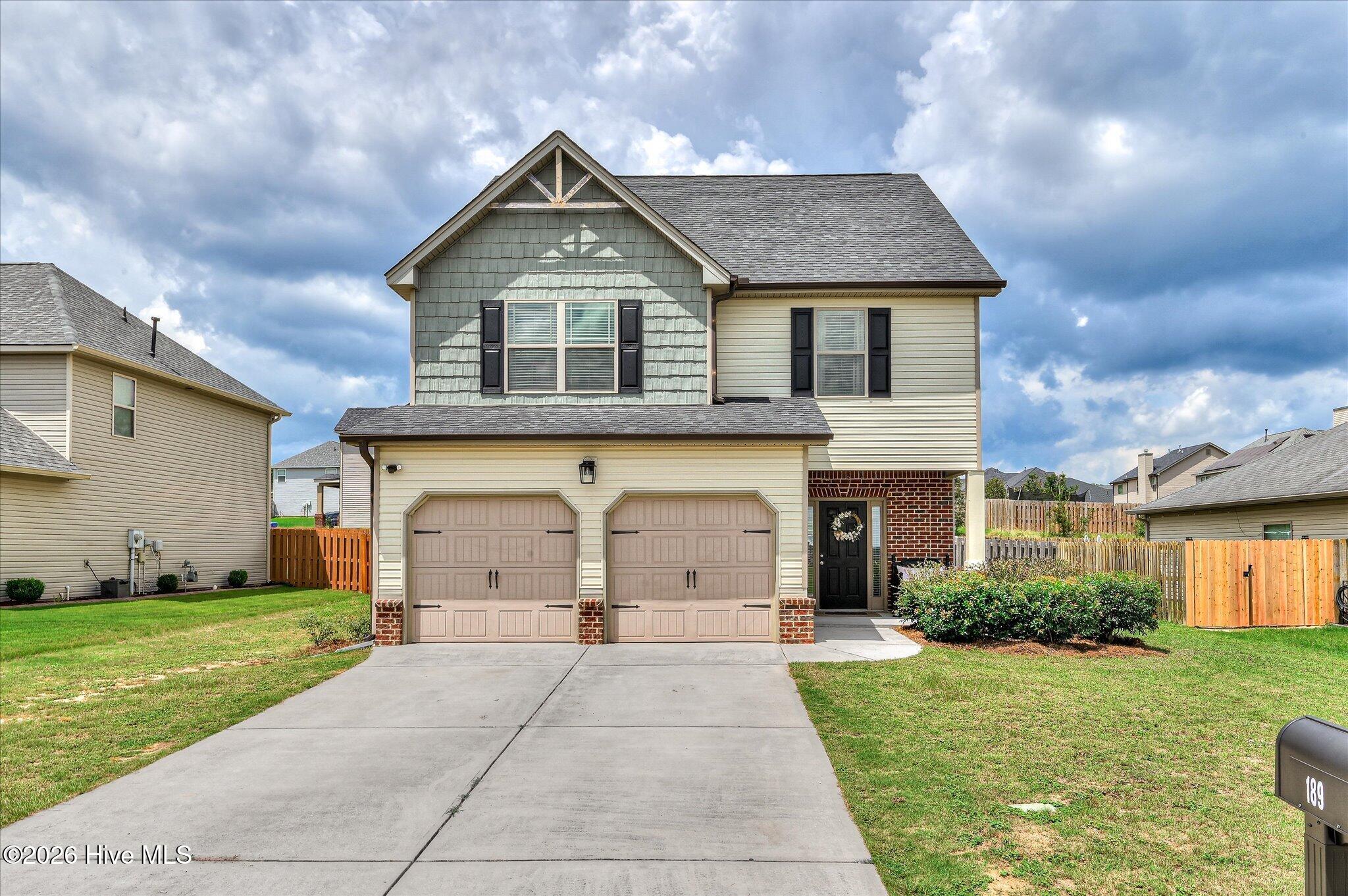 189 Pendulum Ridge Property Photo 1