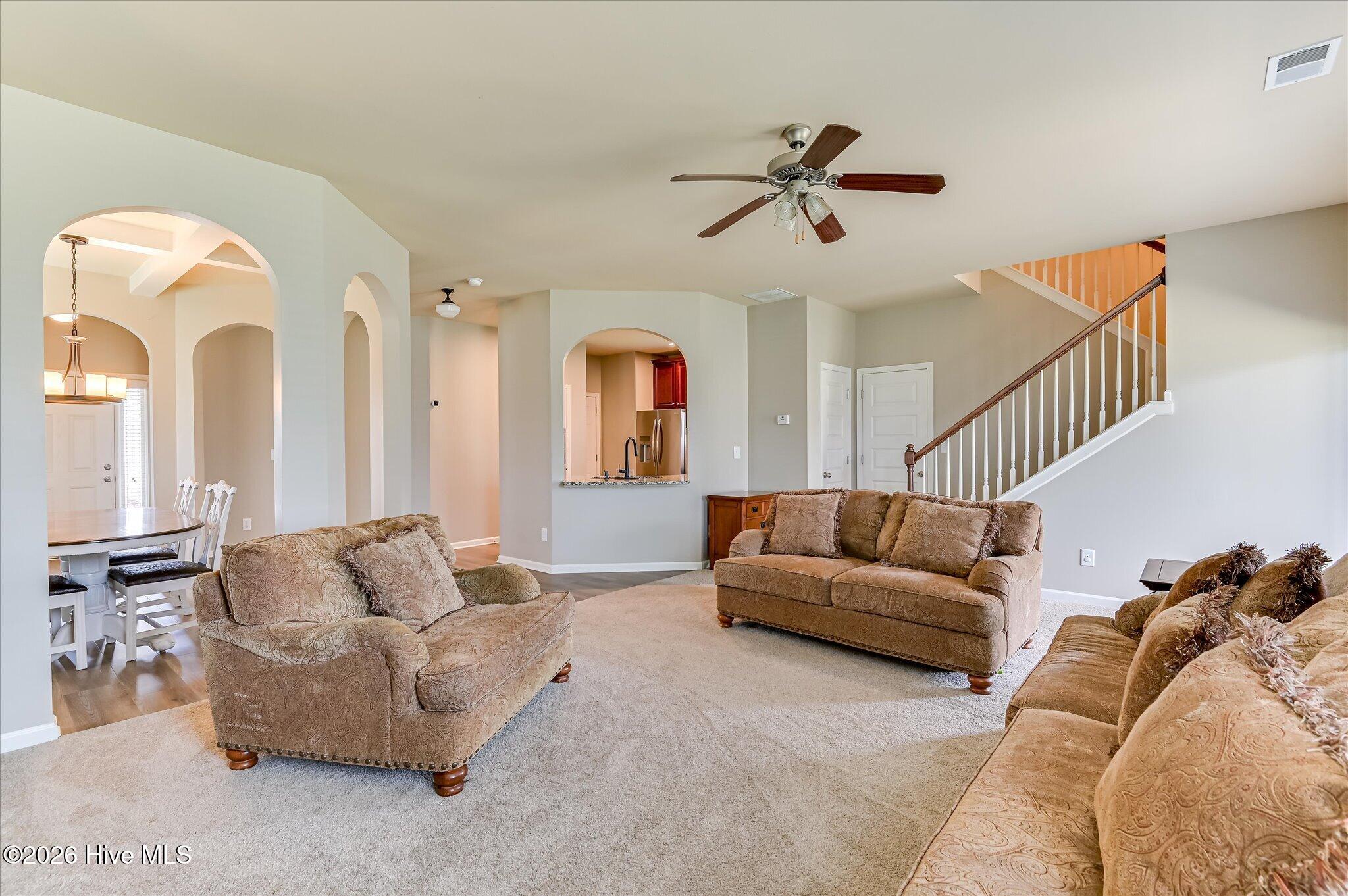189 Pendulum Ridge Property Photo 14