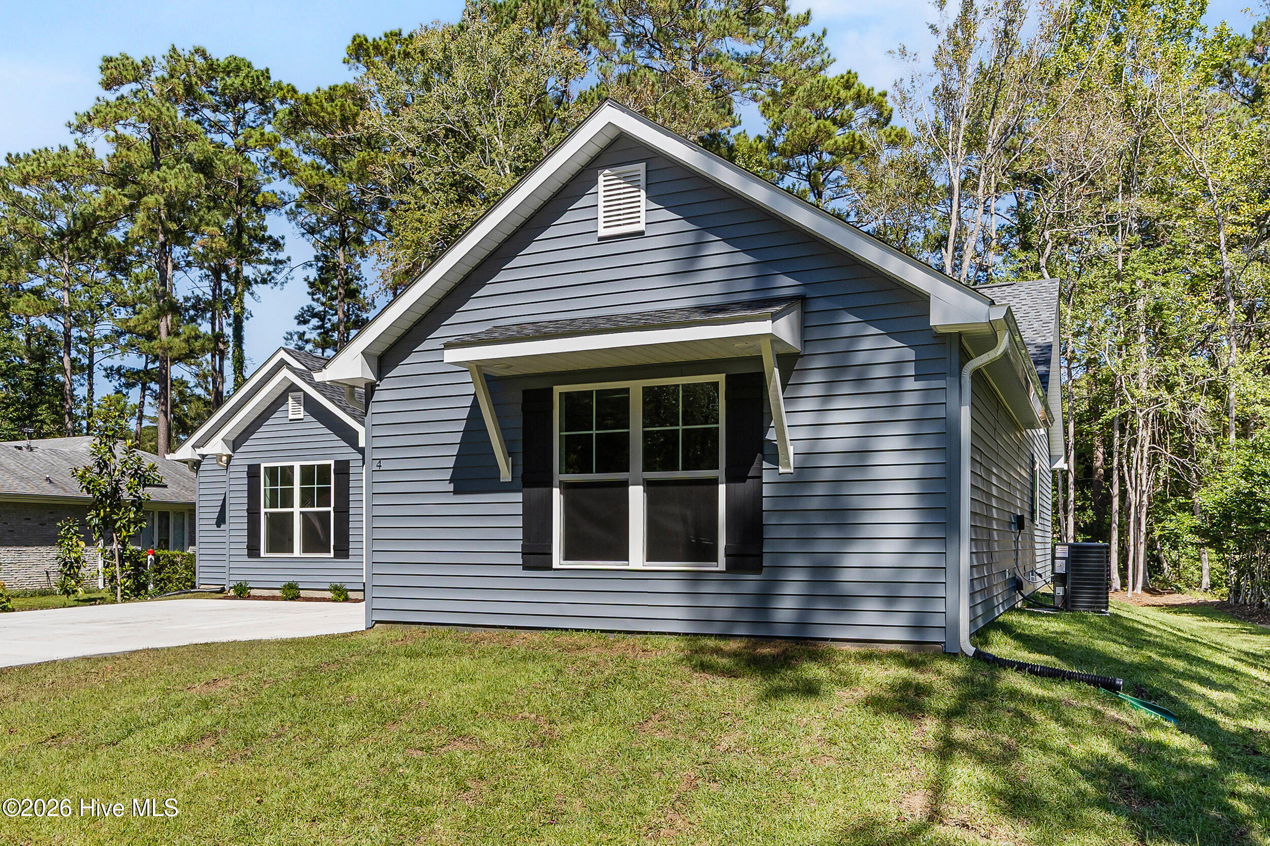 4 Pineridge Court Property Photo 2