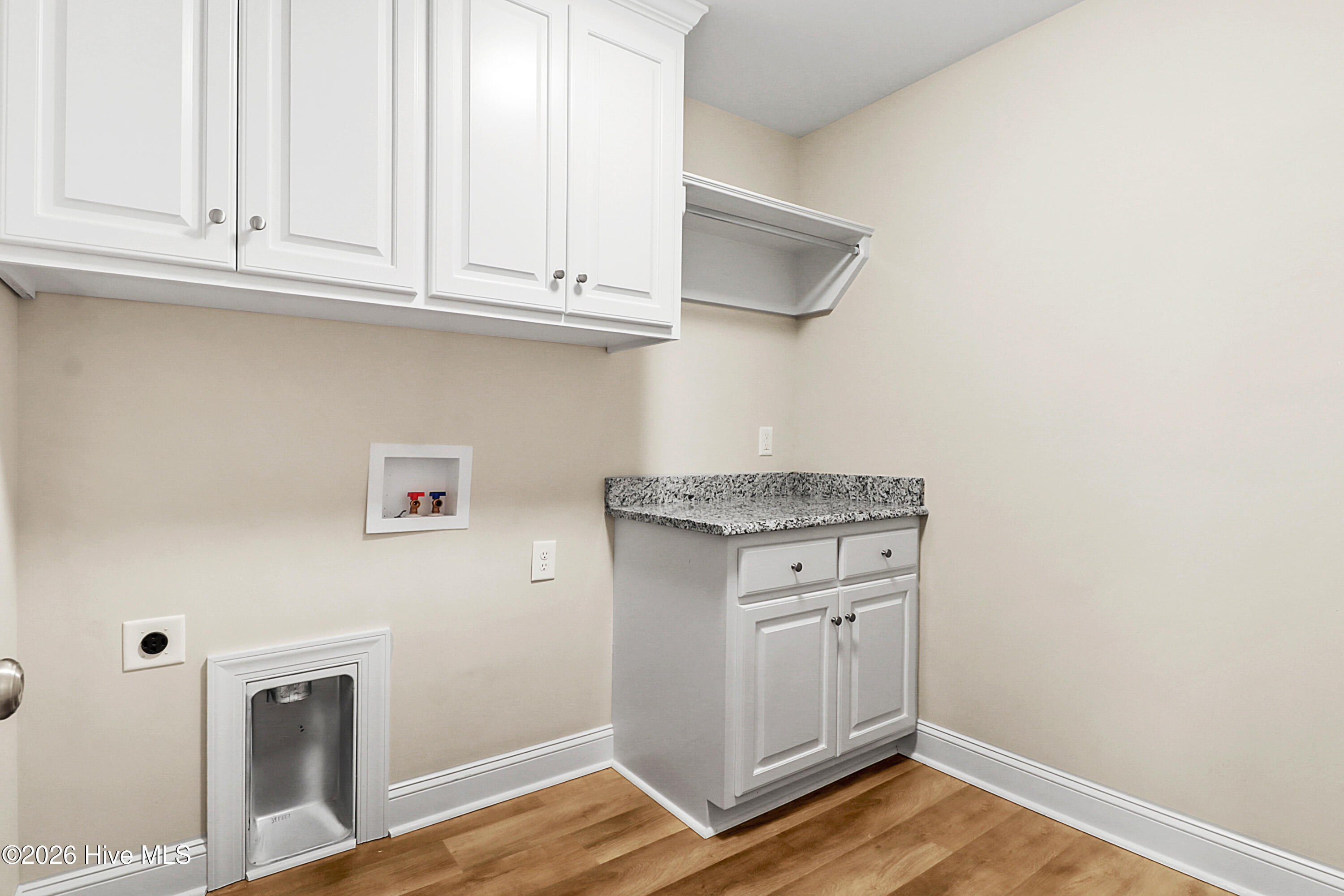 4516 Peabody Street W Property Photo 29