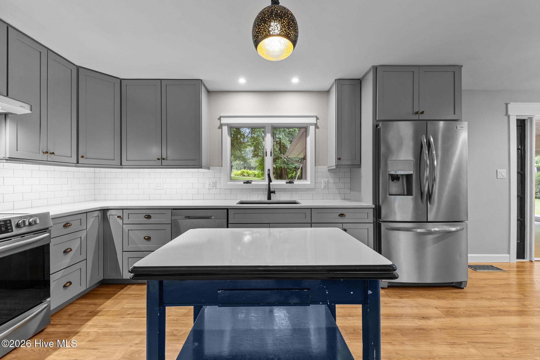 89 S Lakeshore Drive Property Photo 10
