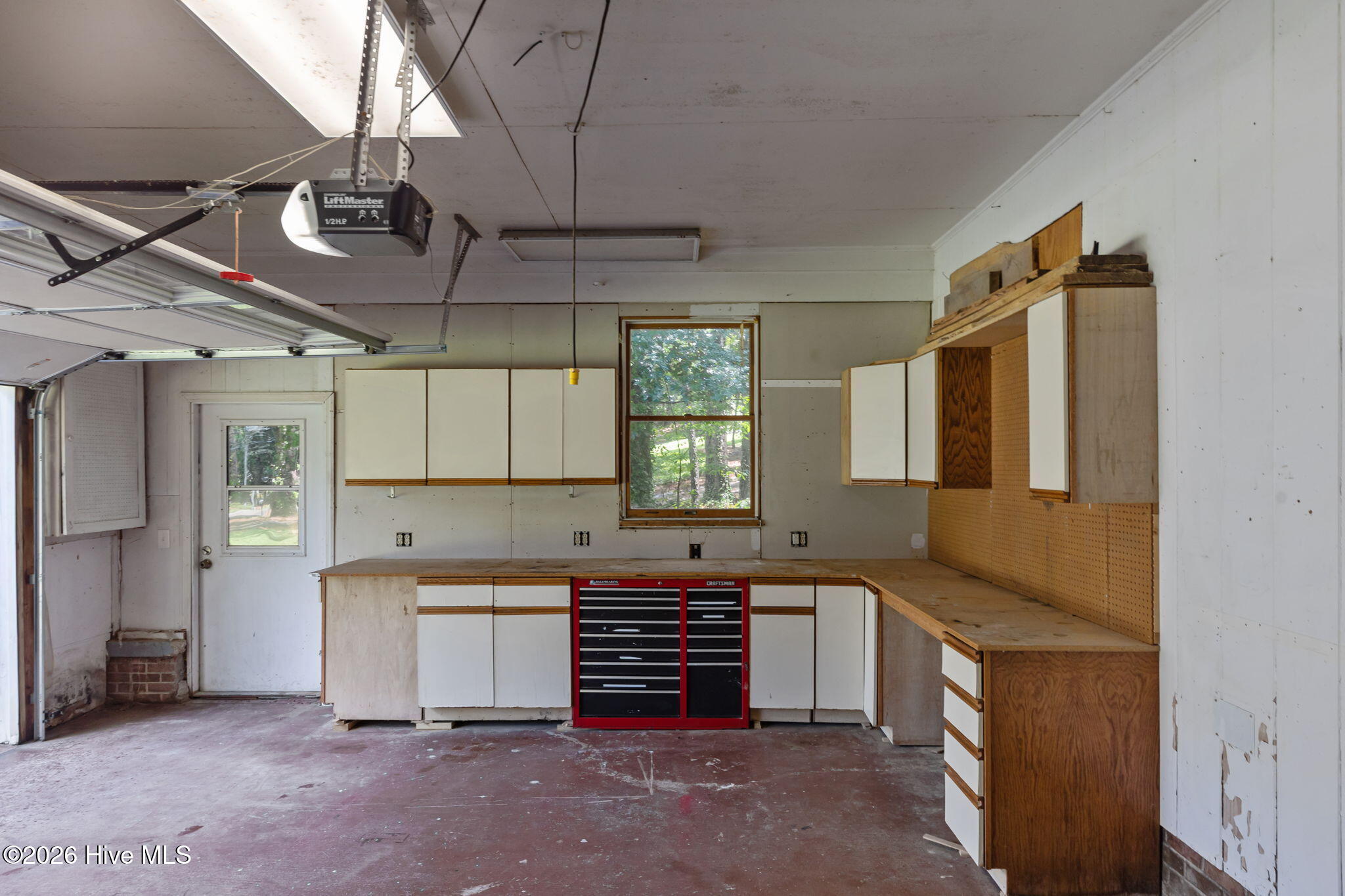 89 S Lakeshore Drive Property Photo 26