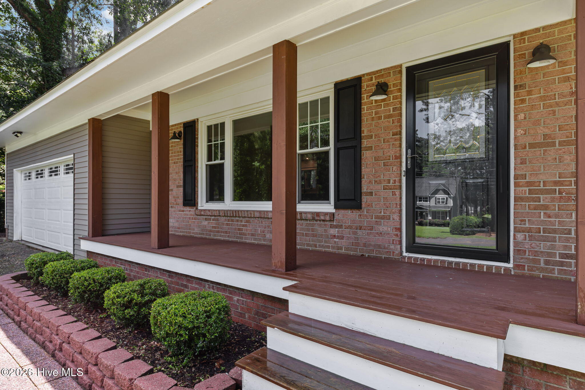 89 S Lakeshore Drive Property Photo 28