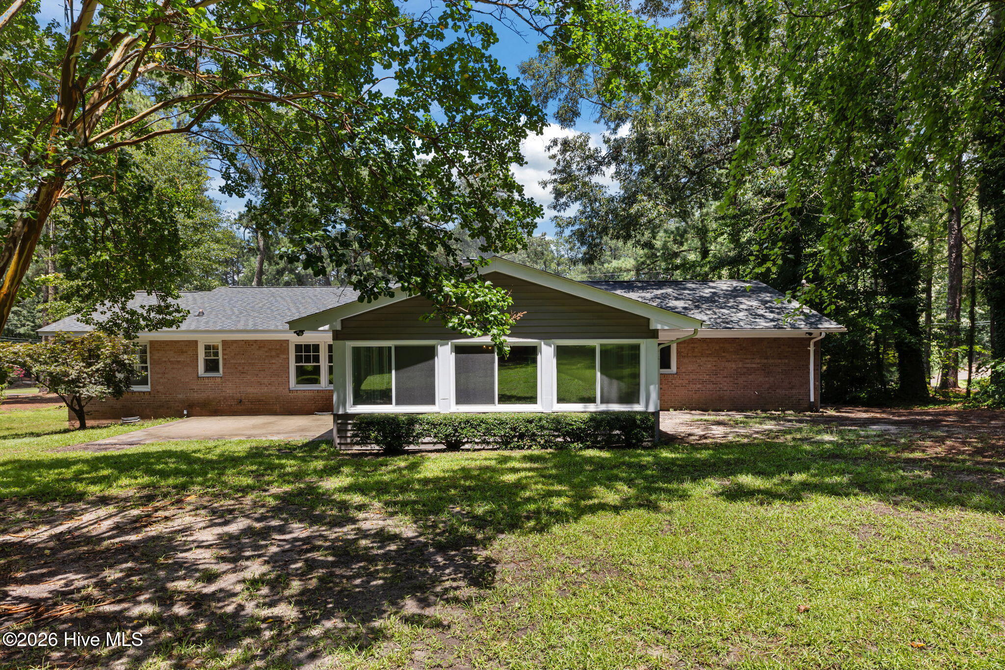89 S Lakeshore Drive Property Photo 33