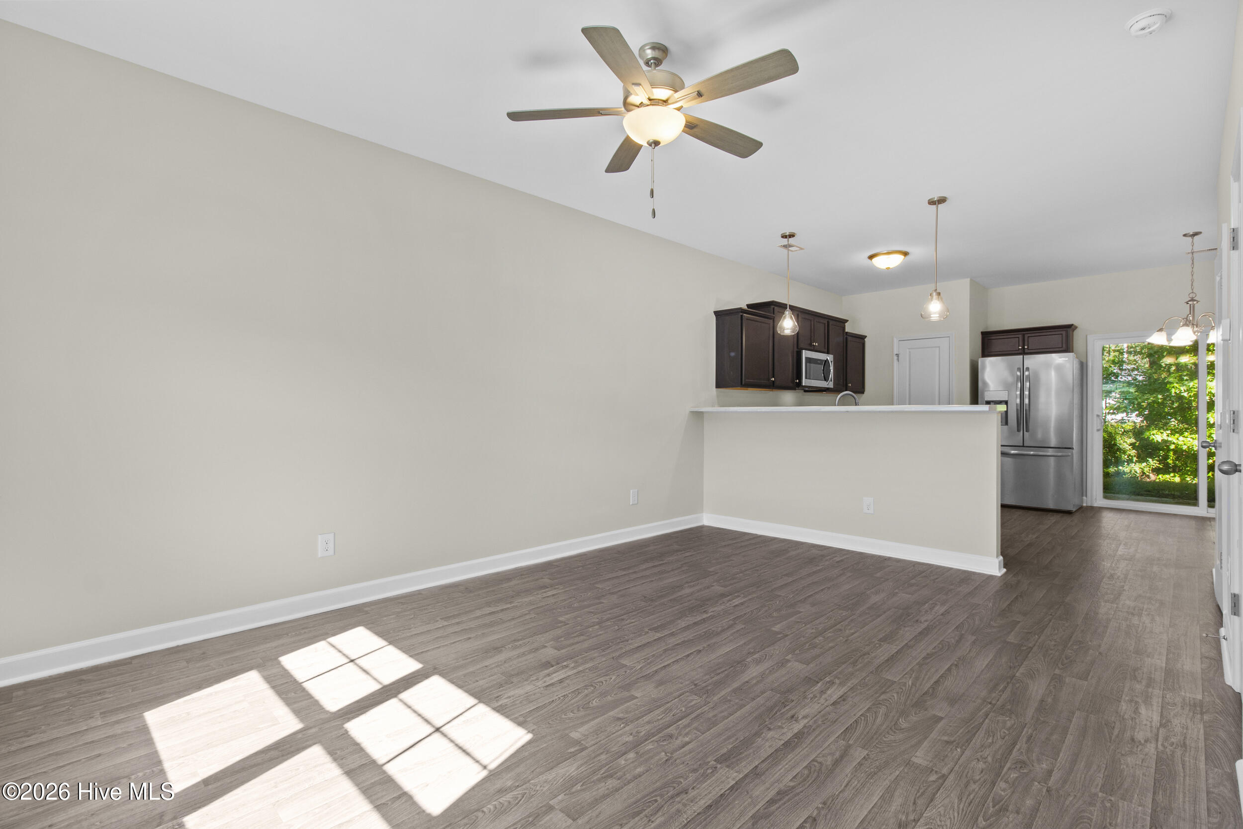 109 Jaydn Drive E Property Photo 8