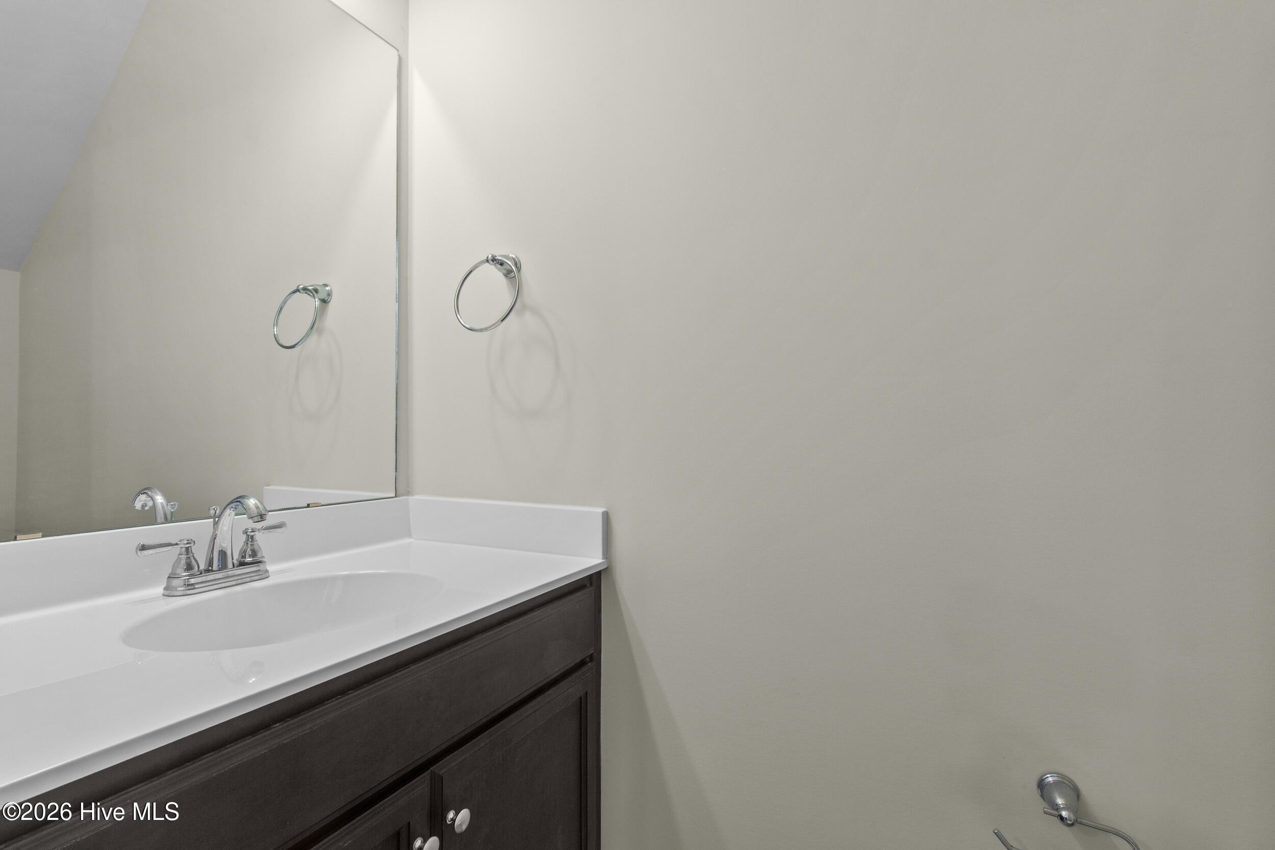 109 Jaydn Drive E Property Photo 12