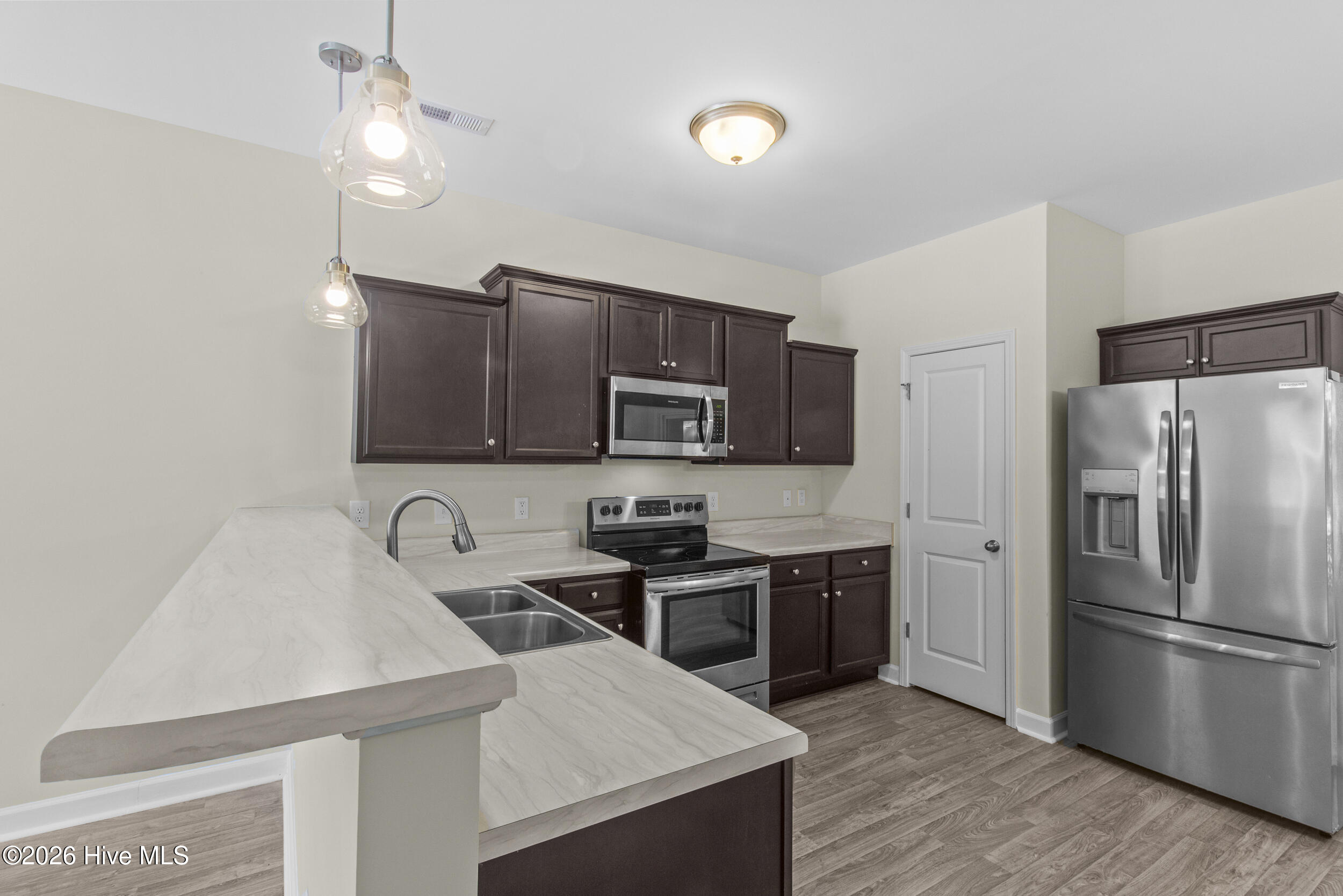 109 Jaydn Drive E Property Photo 17