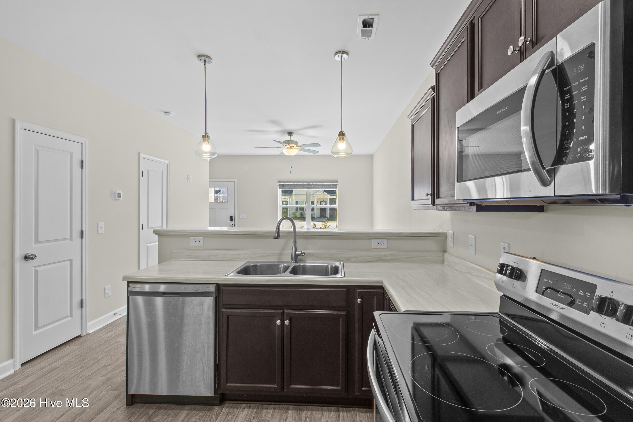 109 Jaydn Drive E Property Photo 19