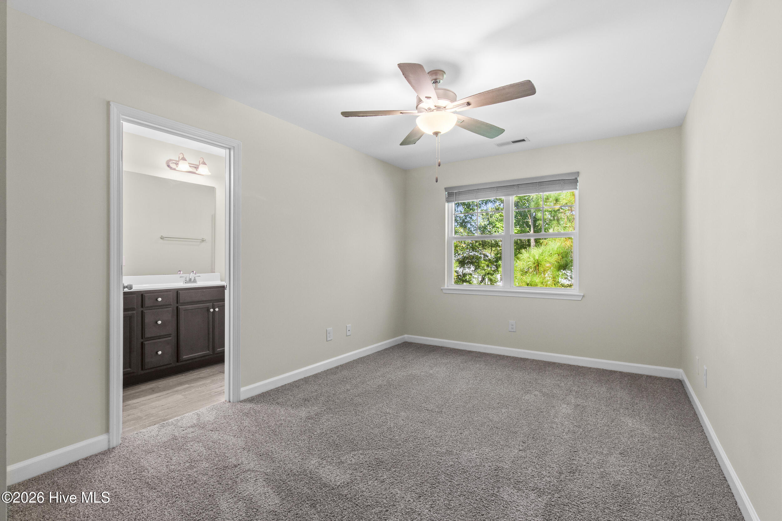 109 Jaydn Drive E Property Photo 21