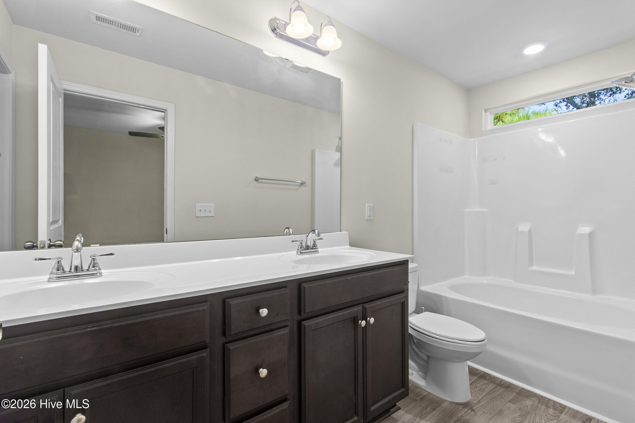 109 Jaydn Drive E Property Photo 24