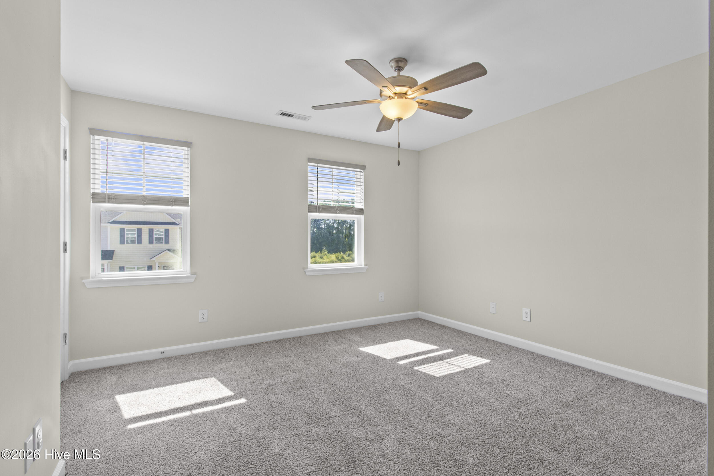 109 Jaydn Drive E Property Photo 28