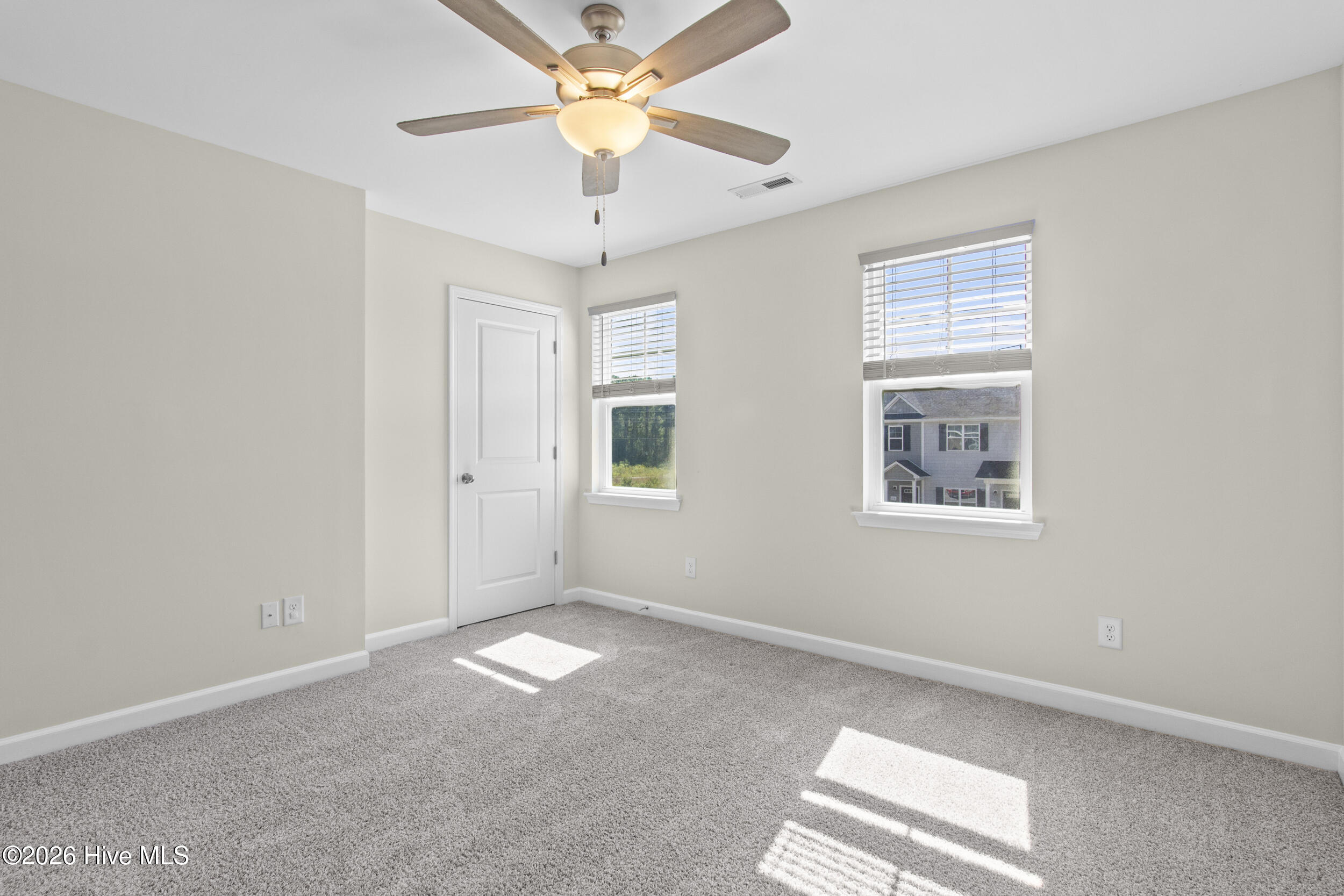 109 Jaydn Drive E Property Photo 29