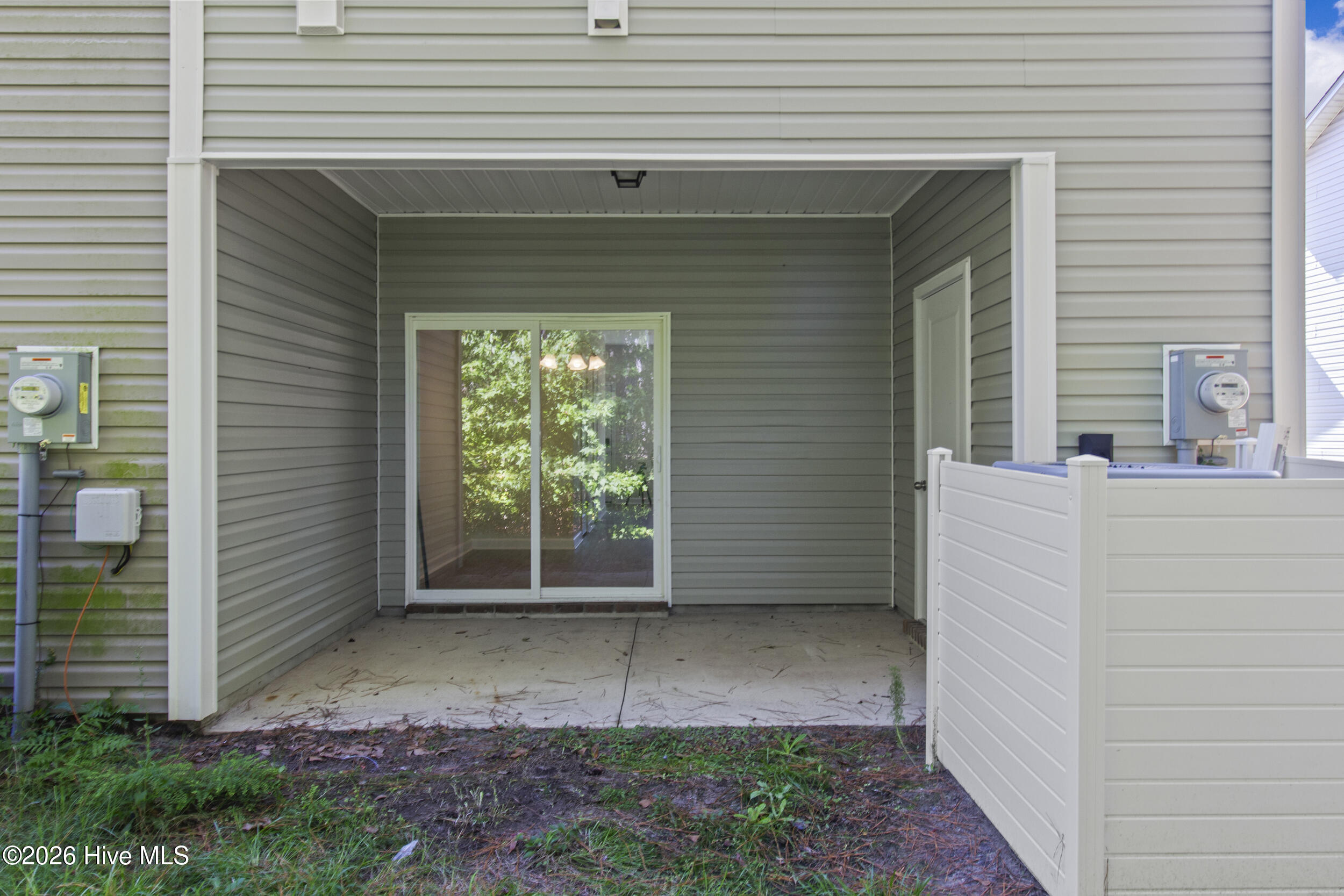 109 Jaydn Drive E Property Photo 34
