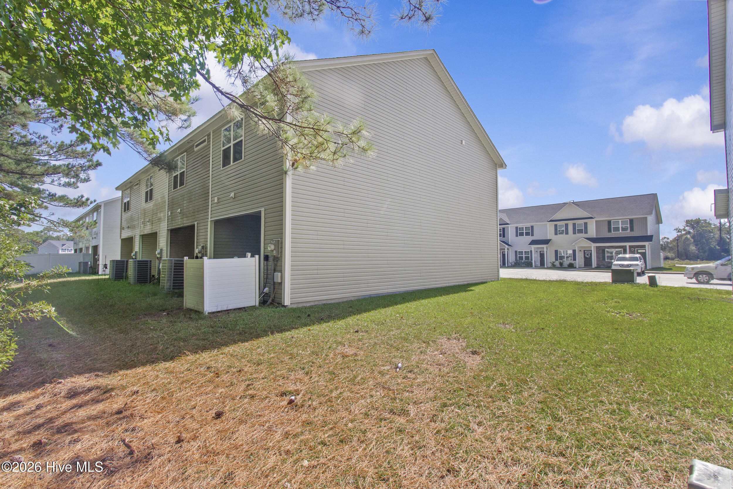 109 Jaydn Drive E Property Photo 35