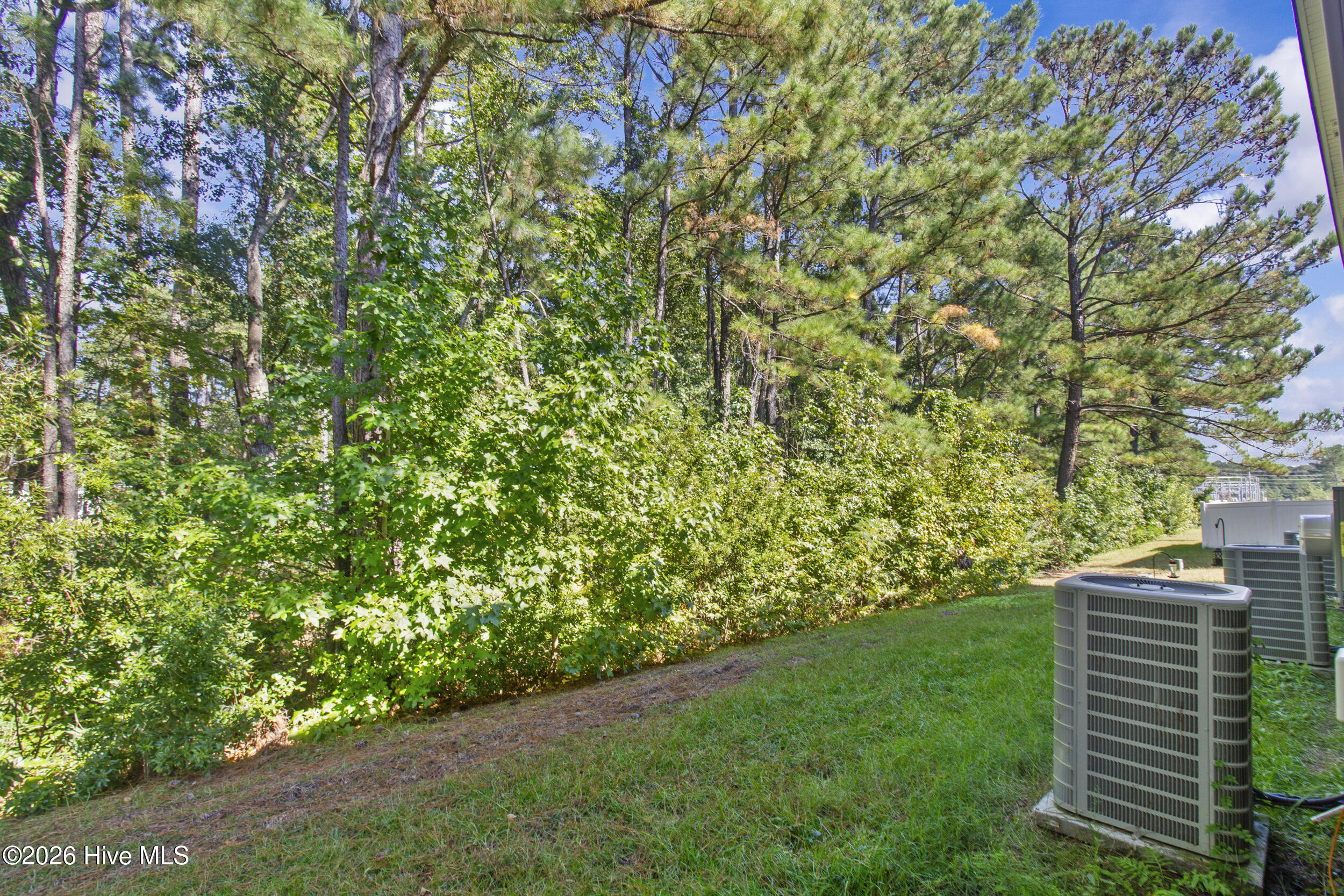 109 Jaydn Drive E Property Photo 37