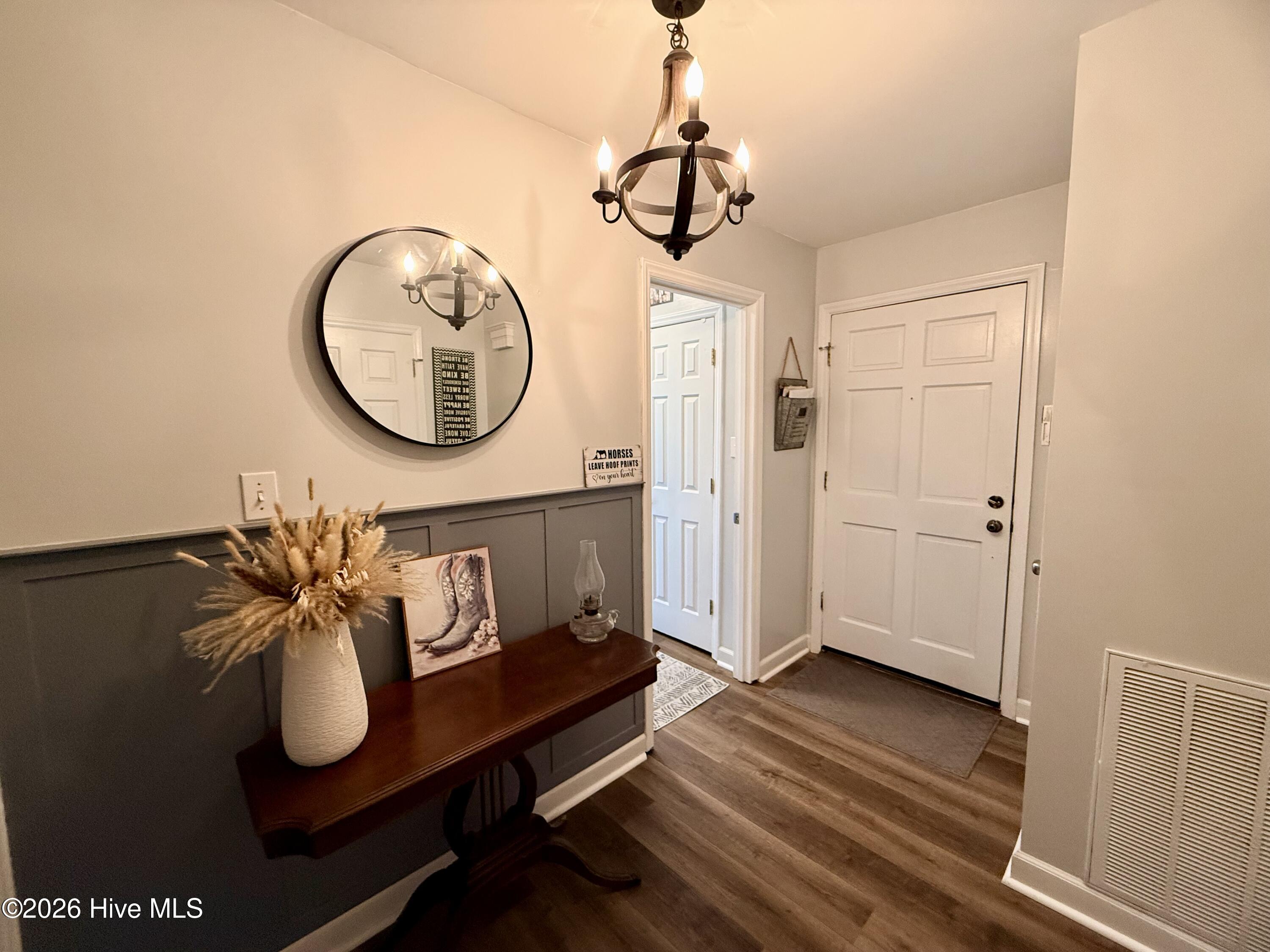 8081 Saint Andrews Drive Property Photo 3