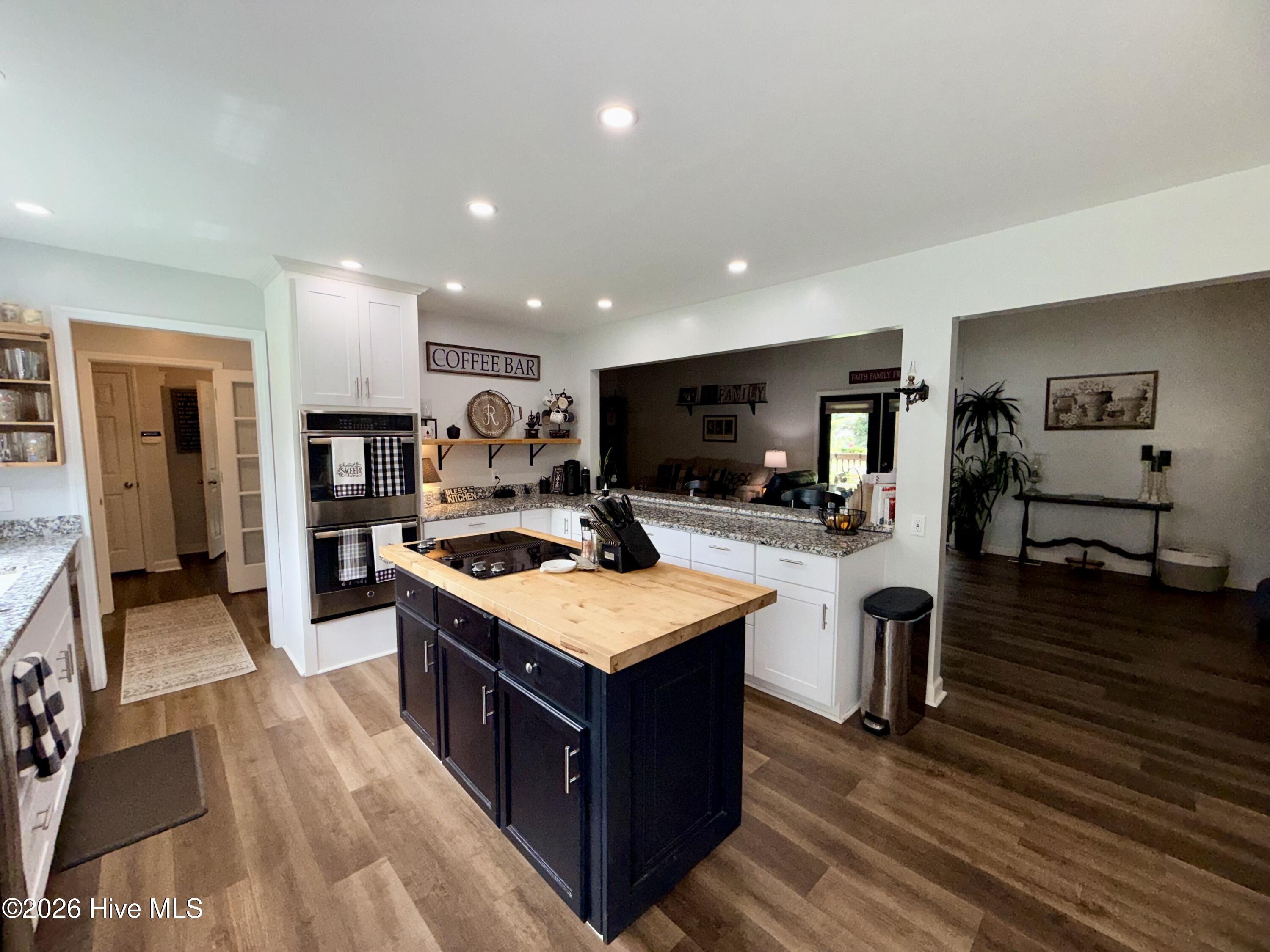 8081 Saint Andrews Drive Property Photo 12