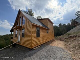 50 Hideout Lane Property Photo 1