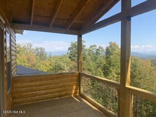 50 Hideout Lane Property Photo 3