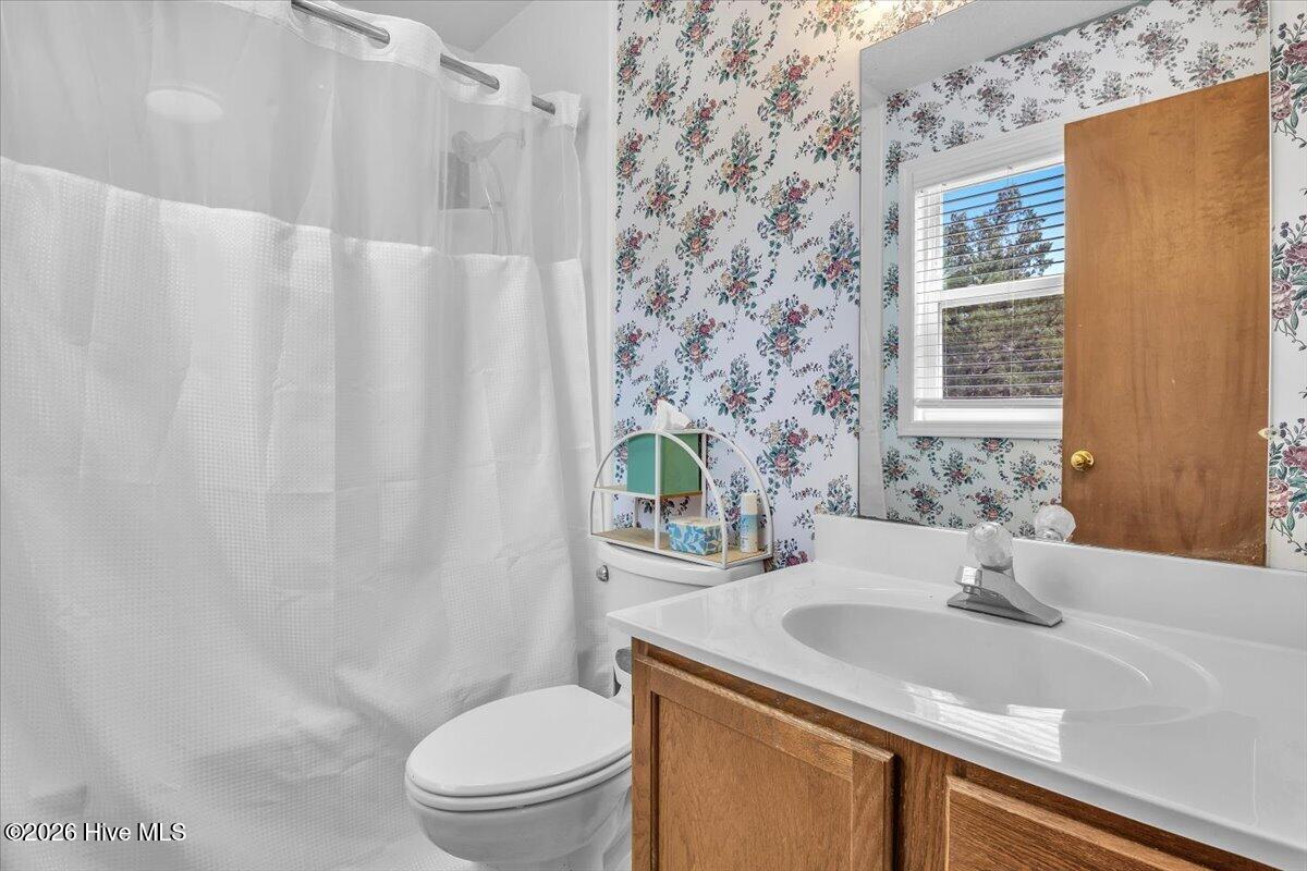 2507 E Oak Island Drive Property Photo 24