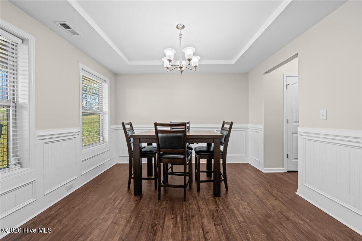 515 New Castle Lane Property Photo 2